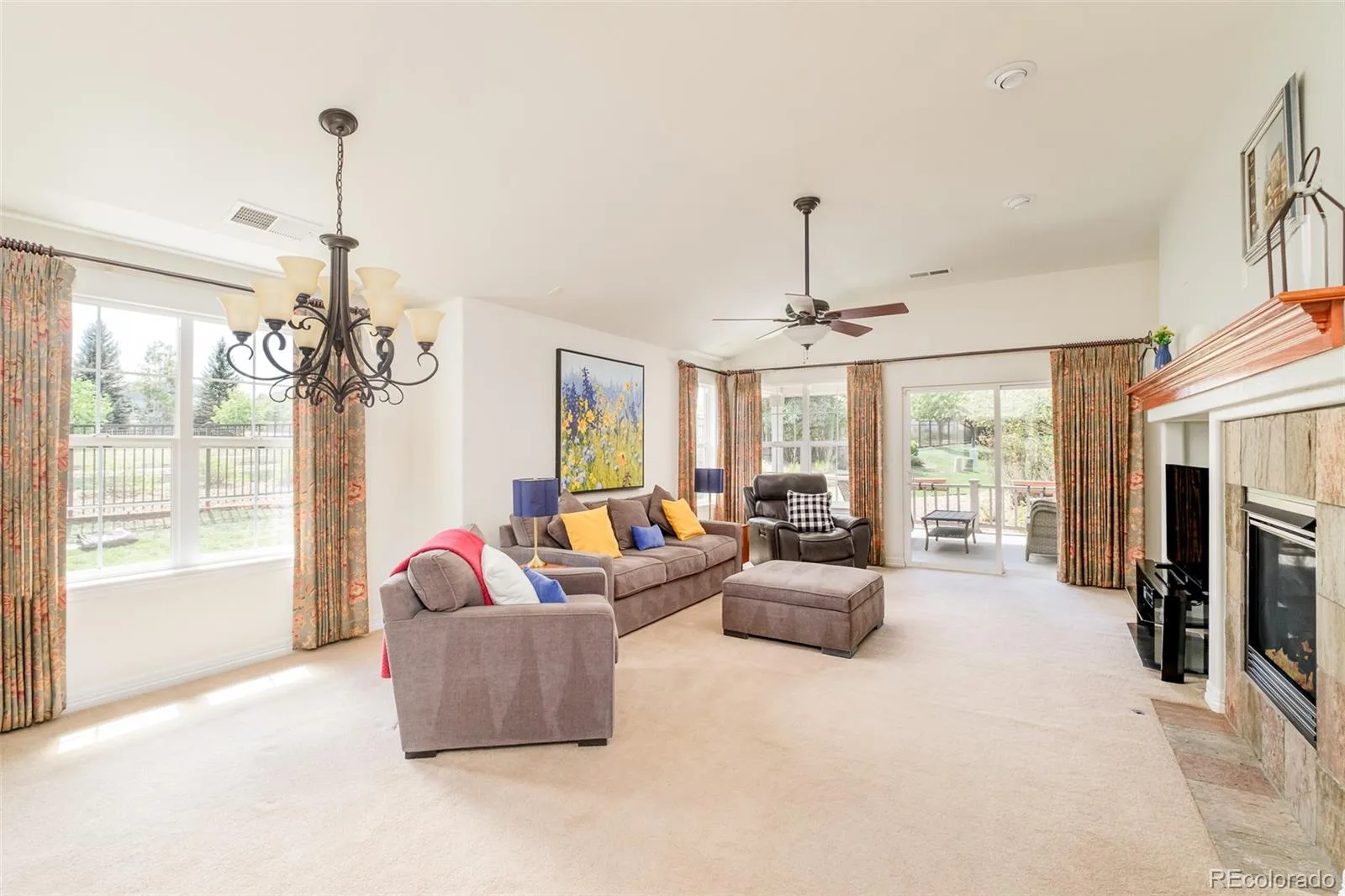 7645 S Addison Way Aurora CO 80016 | MLS #REC2479195 08272026235532 1600 18
