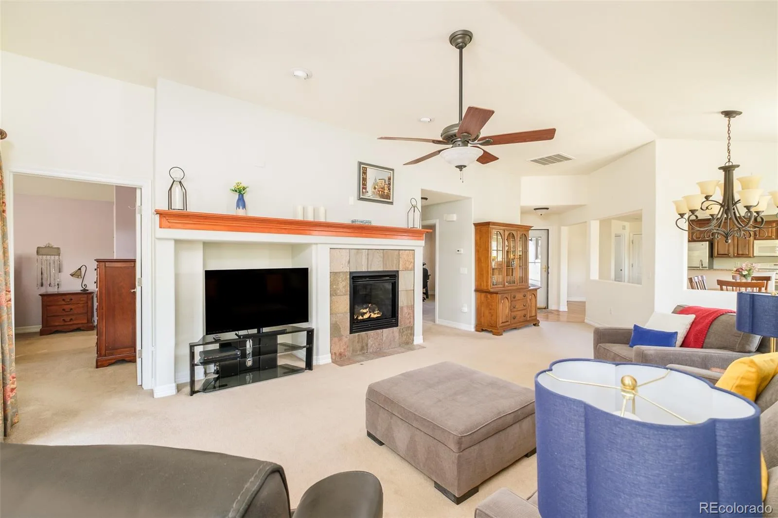 7645 S Addison Way Aurora CO 80016 | MLS #REC2479195 08272026235532 1600 19