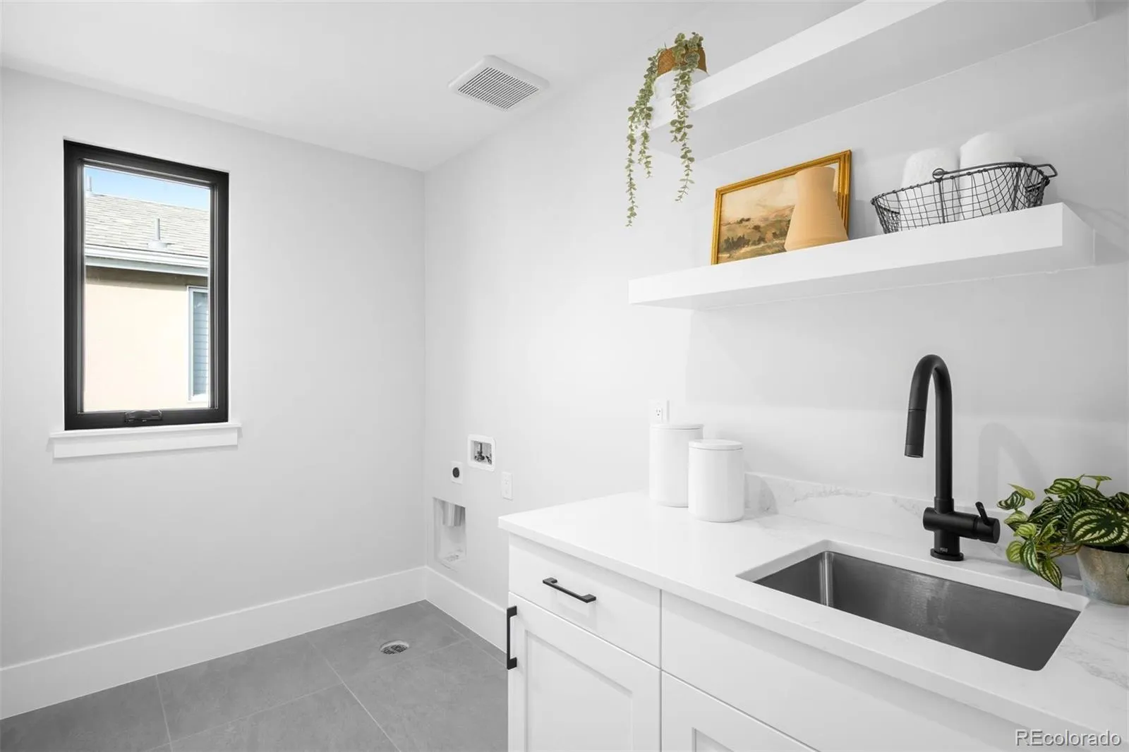 340 Jackson Street Denver CO 80206 MLS #REC2479471 04252026205138 1600 22