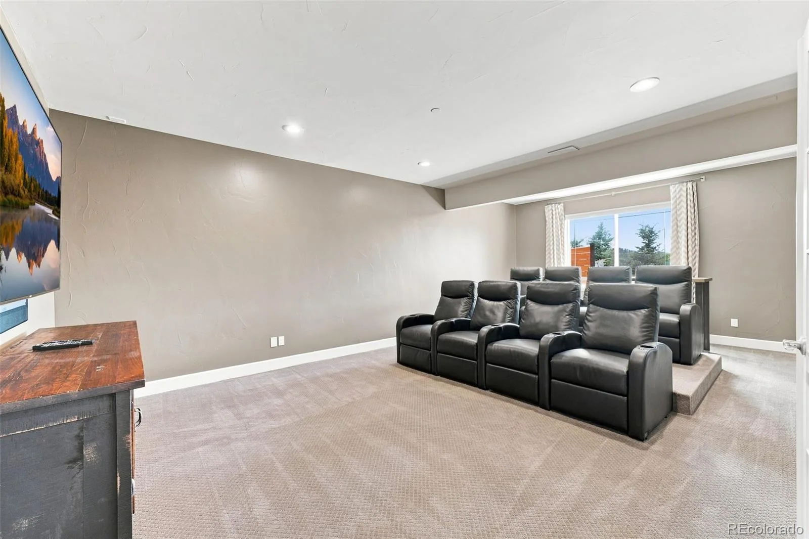 5466 Water Oak Circle Castle Rock CO 80108 | MLS #REC2480767 08272026220534 1600 21