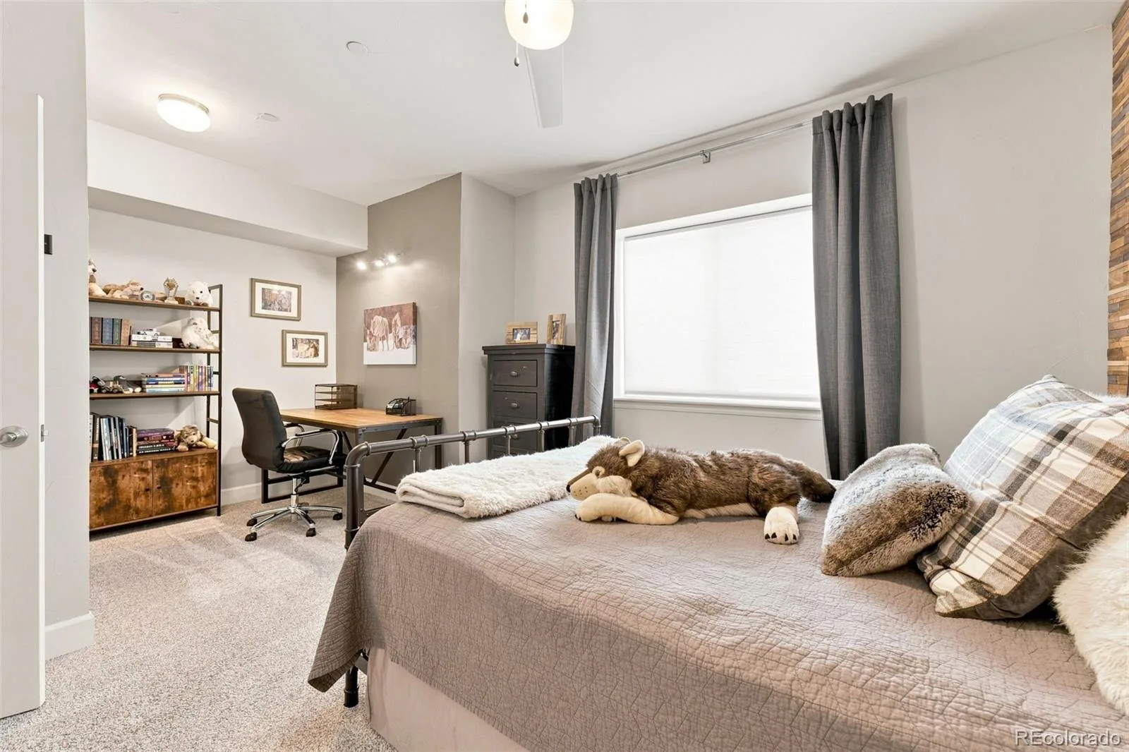 5466 Water Oak Circle Castle Rock CO 80108 | MLS #REC2480767 08272026220534 1600 38