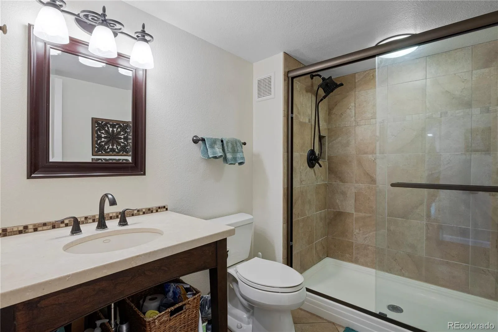 9704 Derby Way Parker CO 80134 MLS #REC2481382 04152026231004 1600 31
