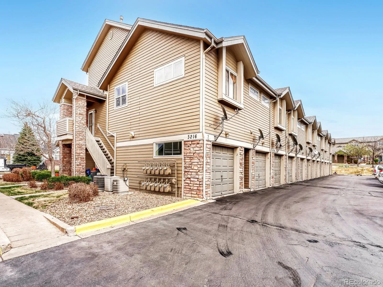 3216 S Walden Court #L Aurora CO 80013 MLS #REC2482228 03252026153308 1600 27