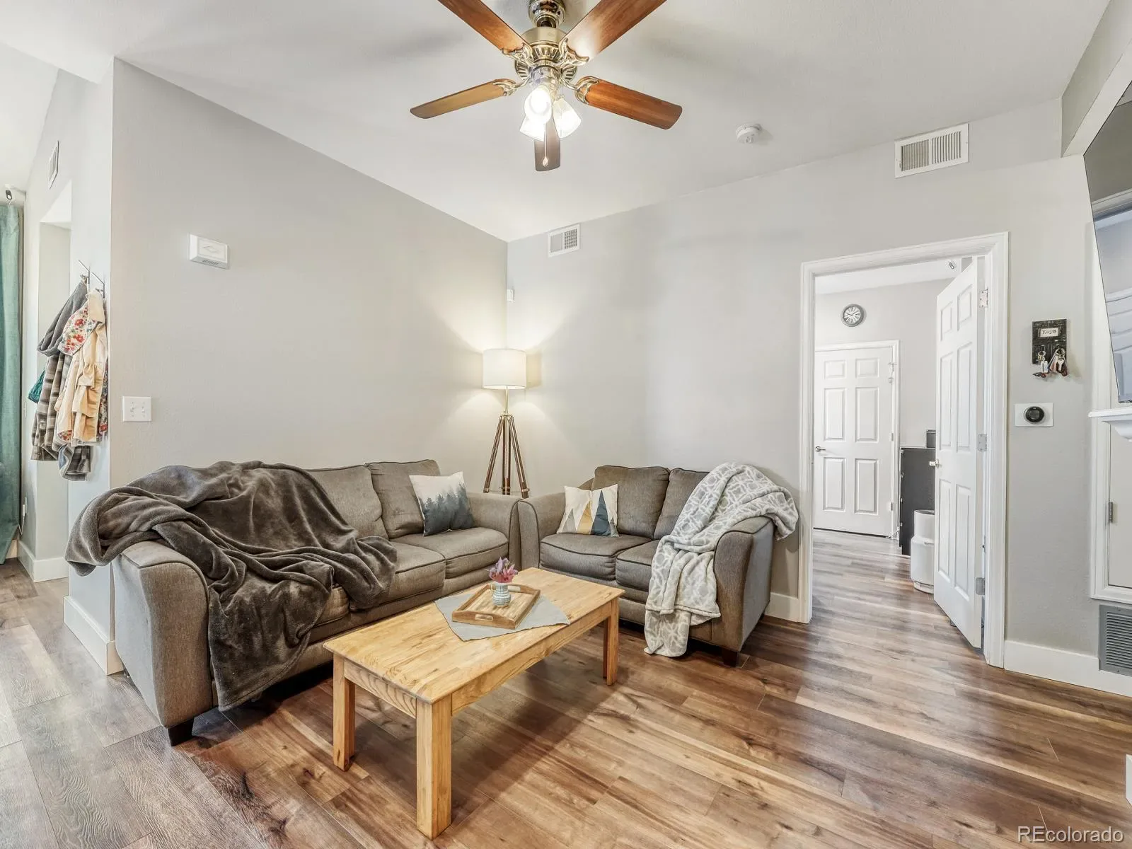 3216 S Walden Court #L Aurora CO 80013 MLS #REC2482228 03252026153308 1600 5