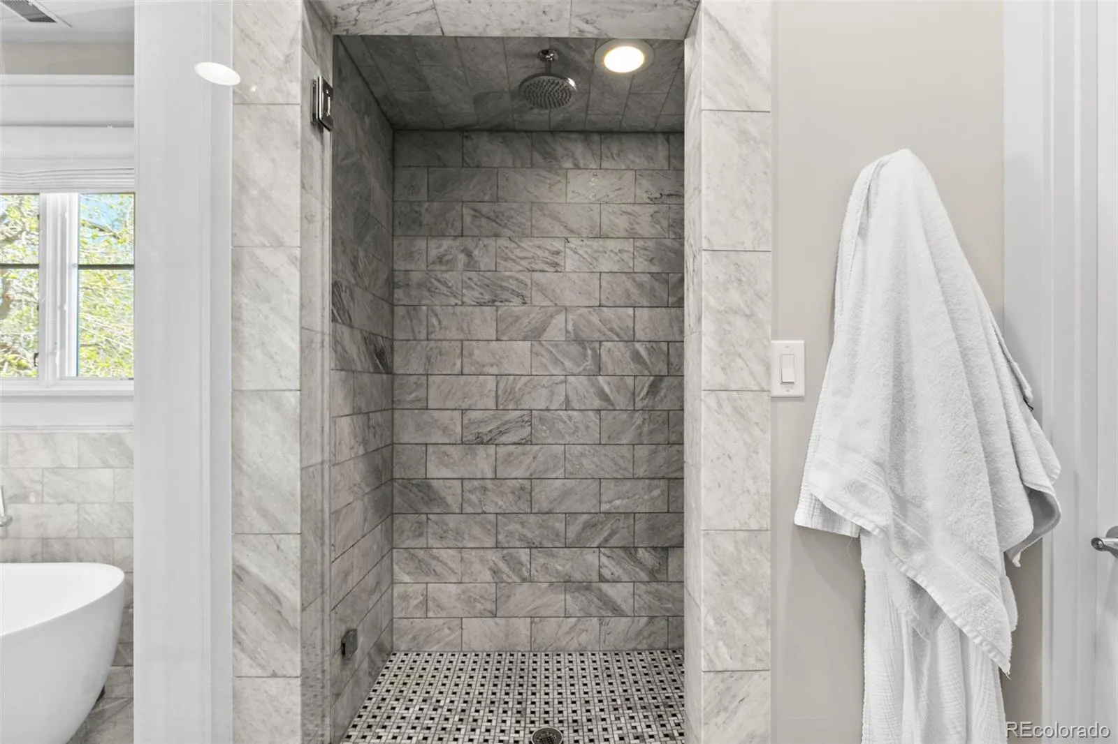 04172026011139 1600 26