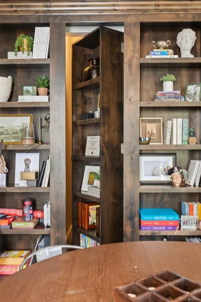 04172026011139 800 17