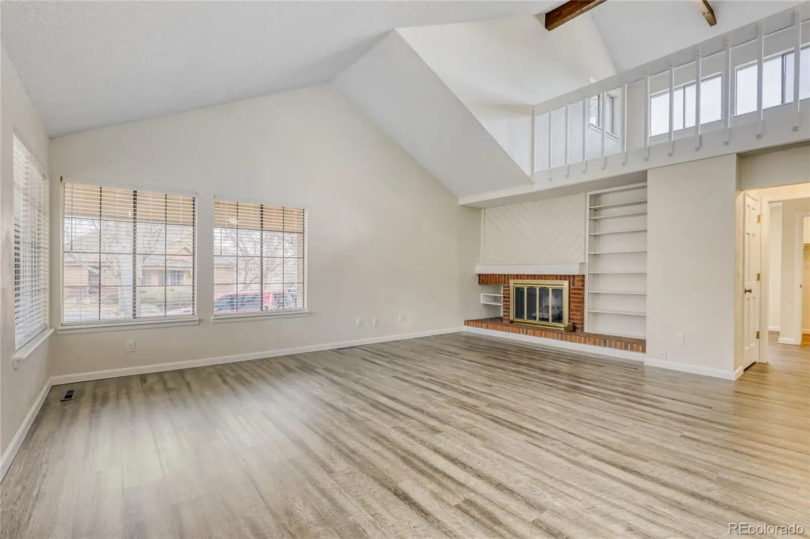 204 S Eagle Circle Aurora CO 80012 MLS #REC2483763 01232026173707 1600 3