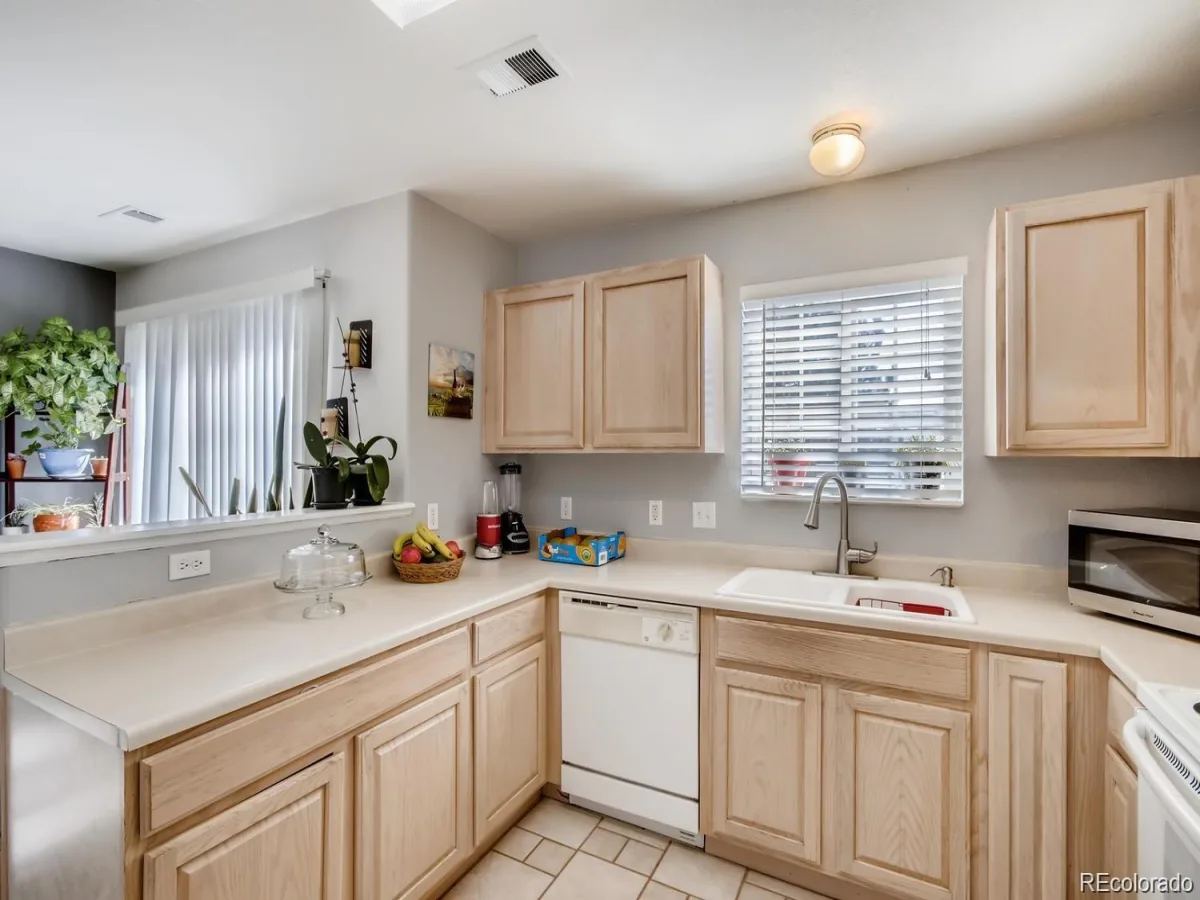 1387 S Danube Court #102 Aurora CO 80017 MLS #REC2484682 06112026174055 1200 11