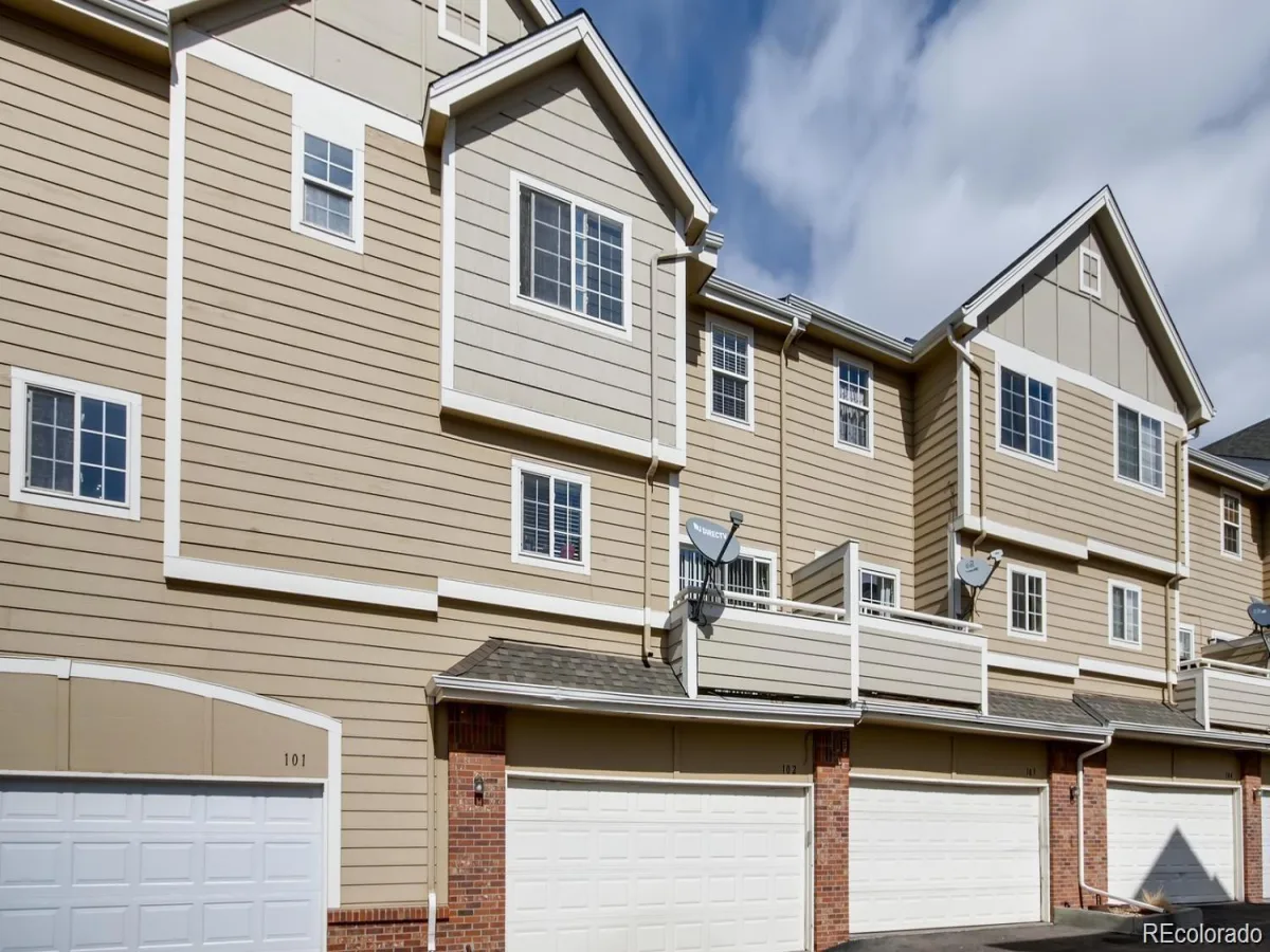 1387 S Danube Court #102 Aurora CO 80017 MLS #REC2484682 06112026174055 1200 2