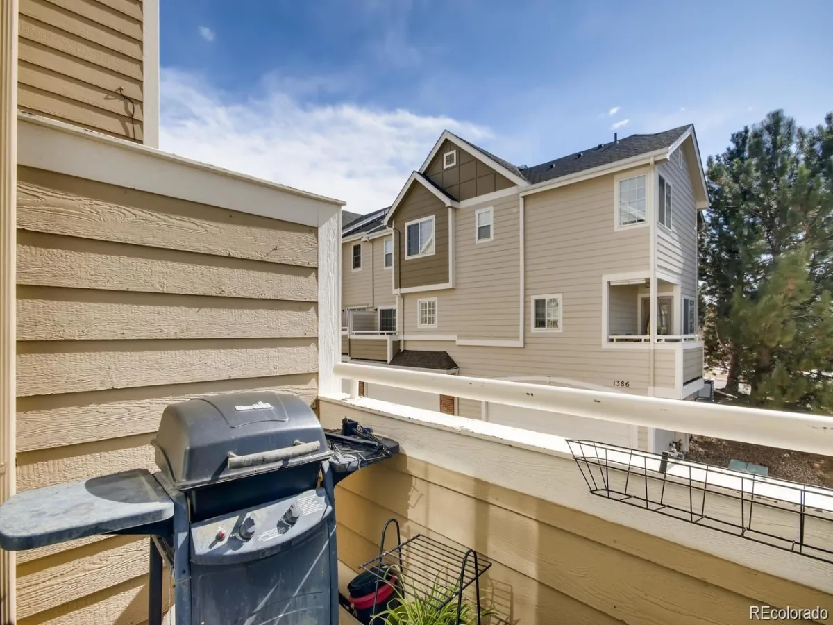 1387 S Danube Court #102 Aurora CO 80017 MLS #REC2484682 06112026174055 1200 3