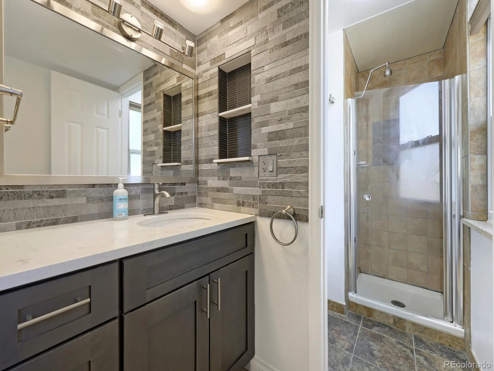 7340 Teller Street Arvada CO 80003 | MLS #REC2486015 08202026132434 1600 26