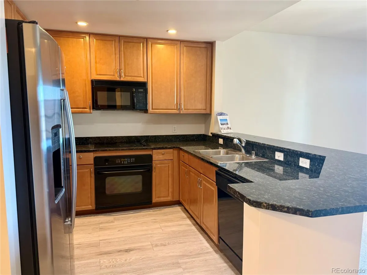 04212026232201 1200 3