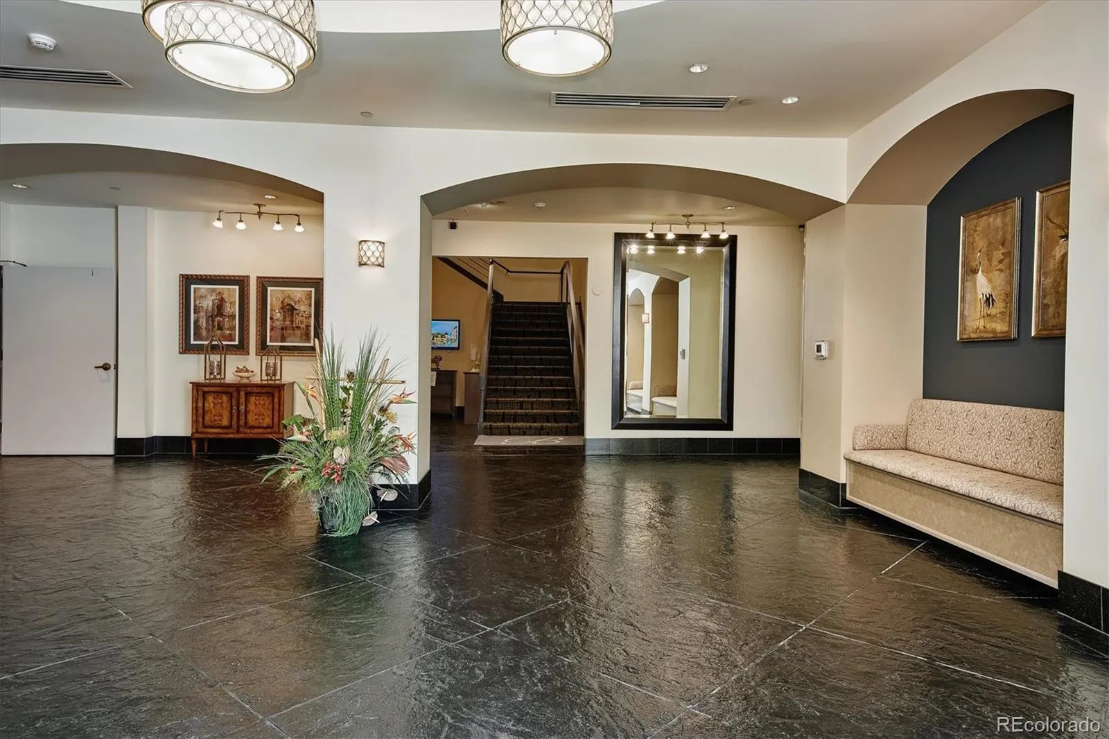 04212026232201 1600 27