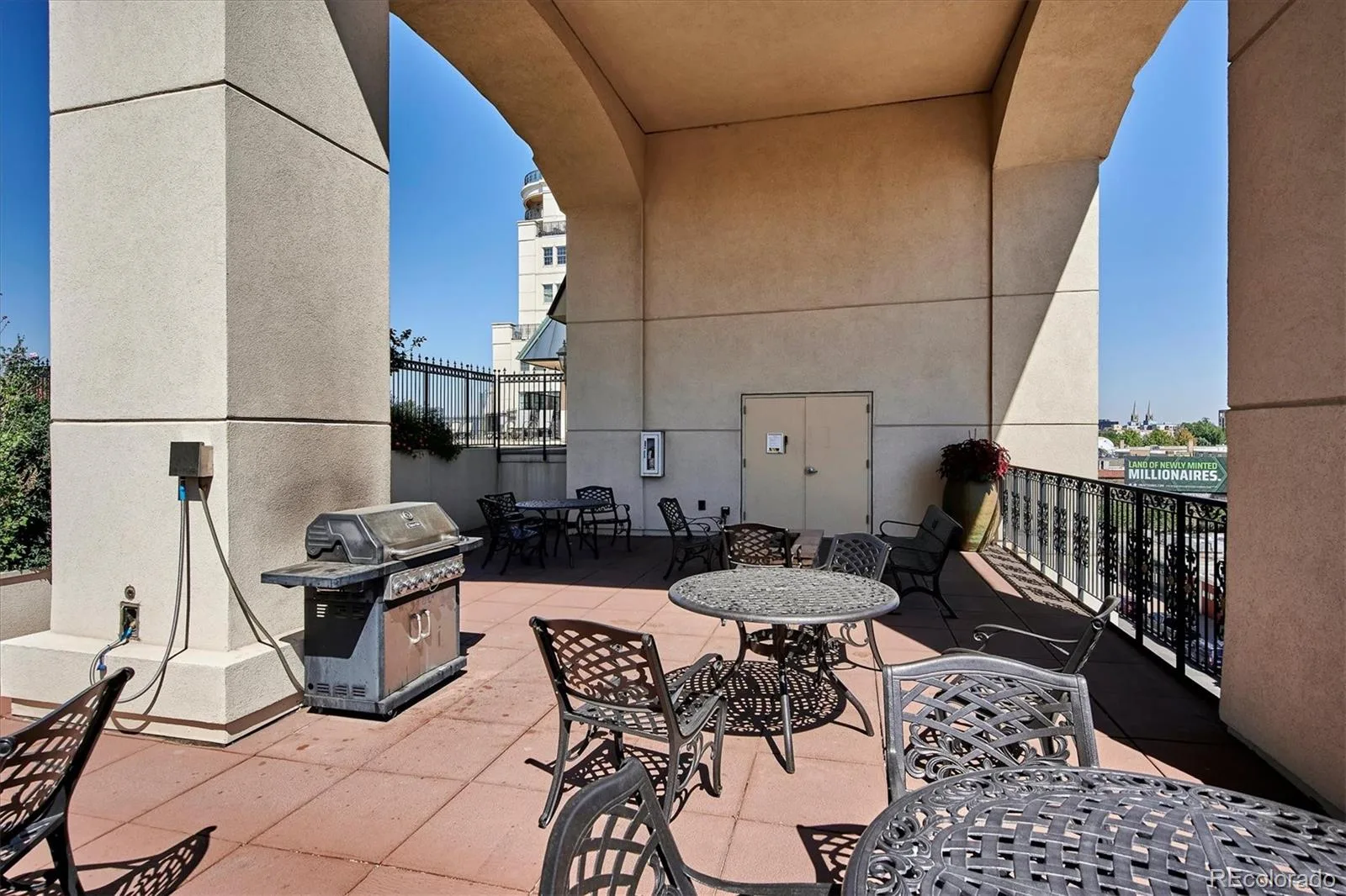925 N Lincoln Street #12E Denver CO 80203 MLS #REC2488943 06302026152819 1600 26