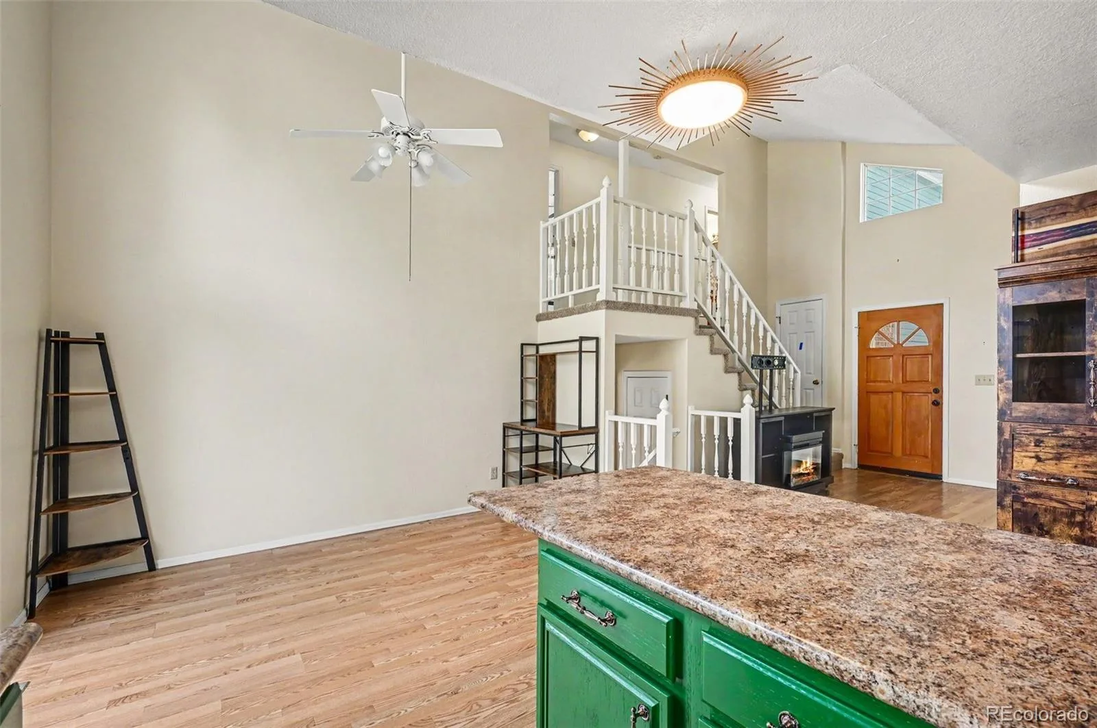 10455 Ellison Place Littleton CO 80125 | MLS #REC2489131 06022026205939 1600 12