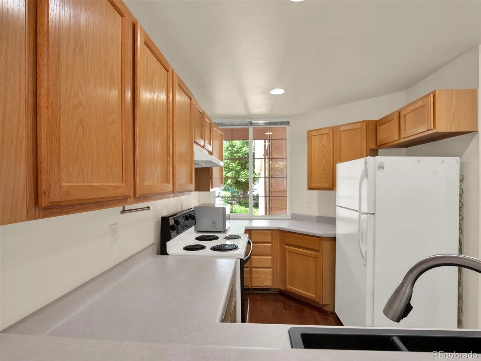 9108 W Phillips Drive Littleton CO 80128 | MLS #REC2490480 08202026183214 1600 15