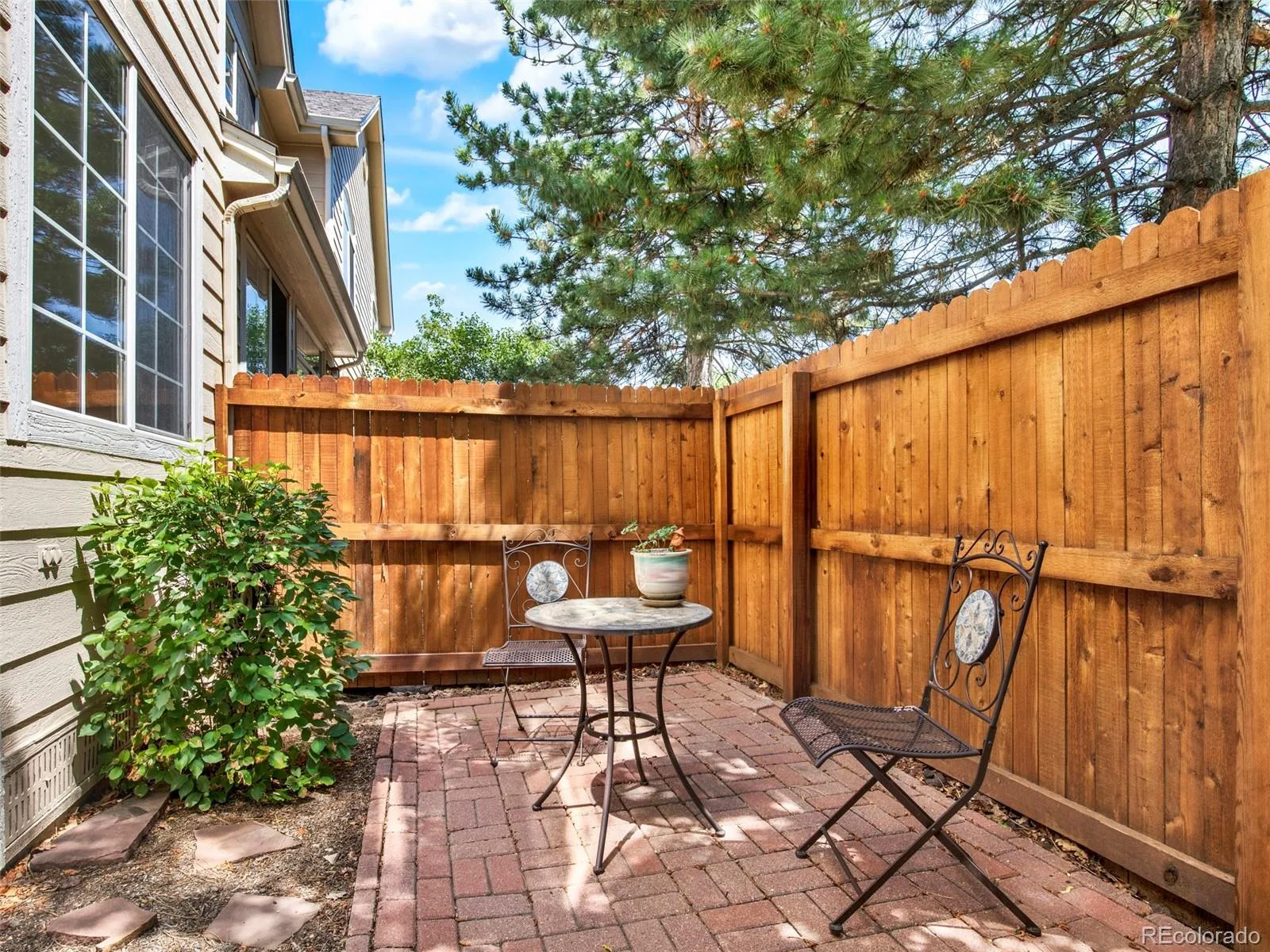 9108 W Phillips Drive Littleton CO 80128 | MLS #REC2490480 08202026183214 1600 9