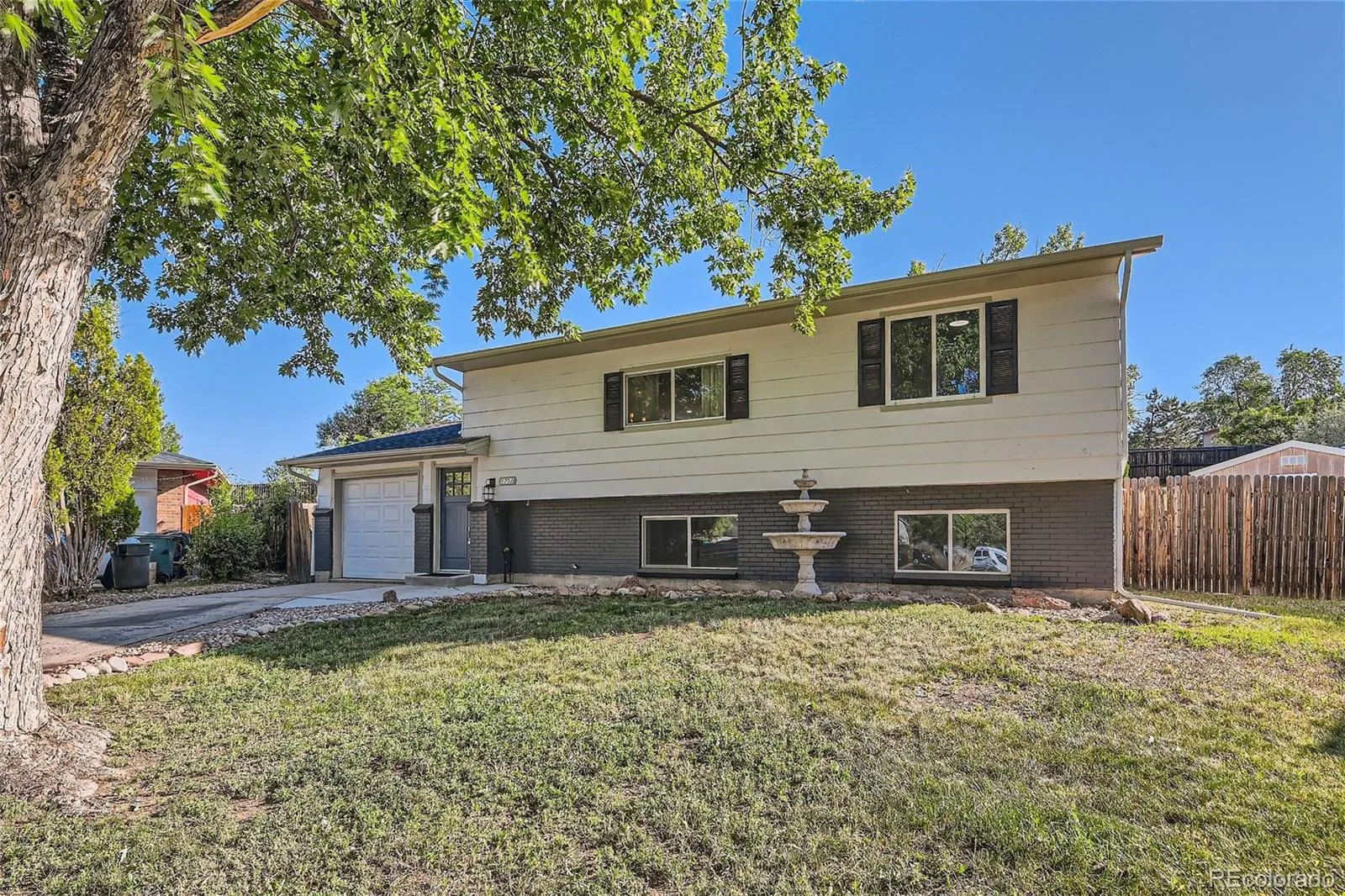 1702 S Naples Street Aurora CO 80017 MLS #REC2490693 04172026205612 1600 1