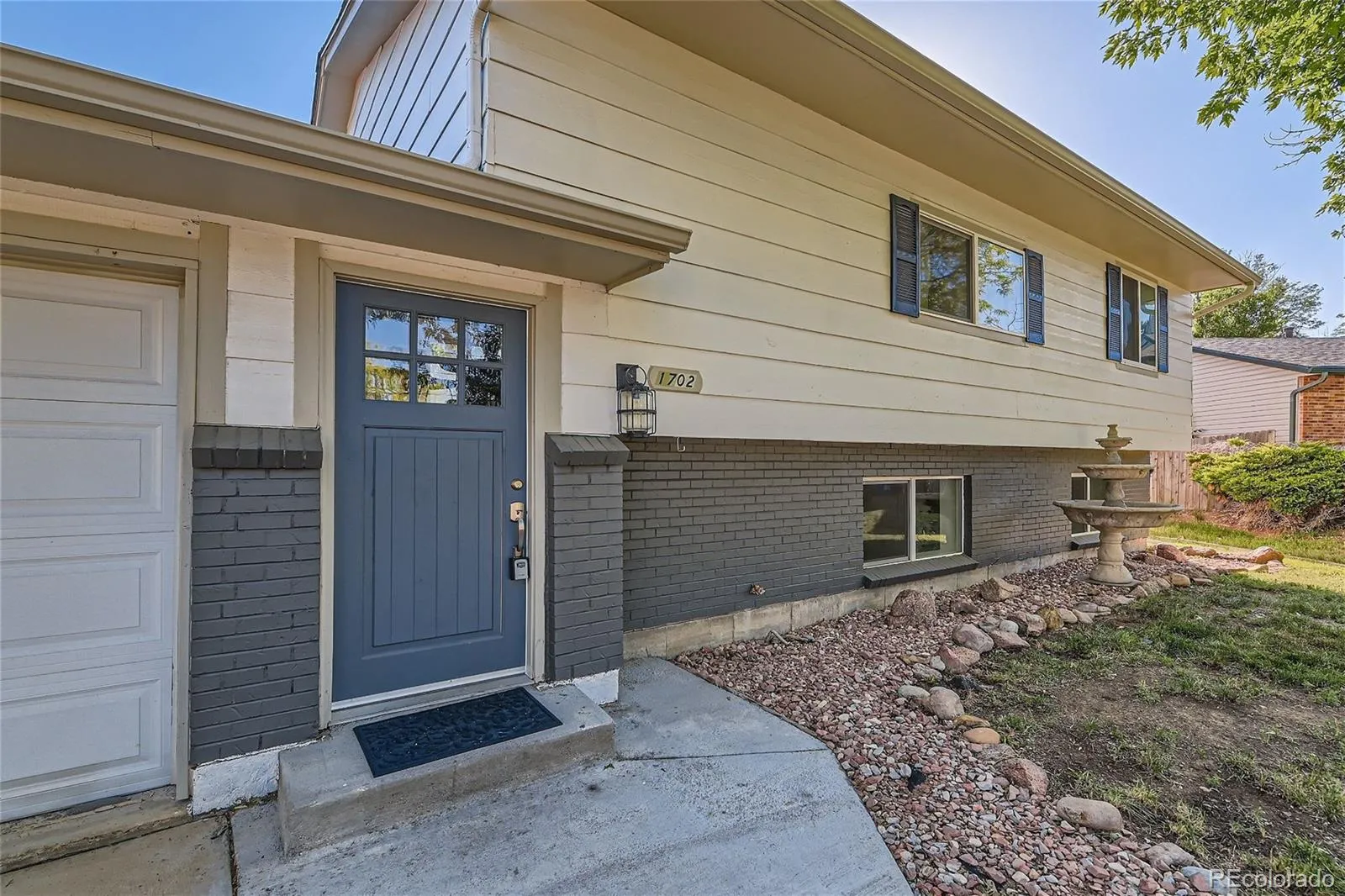 1702 S Naples Street Aurora CO 80017 MLS #REC2490693 04172026205612 1600 2