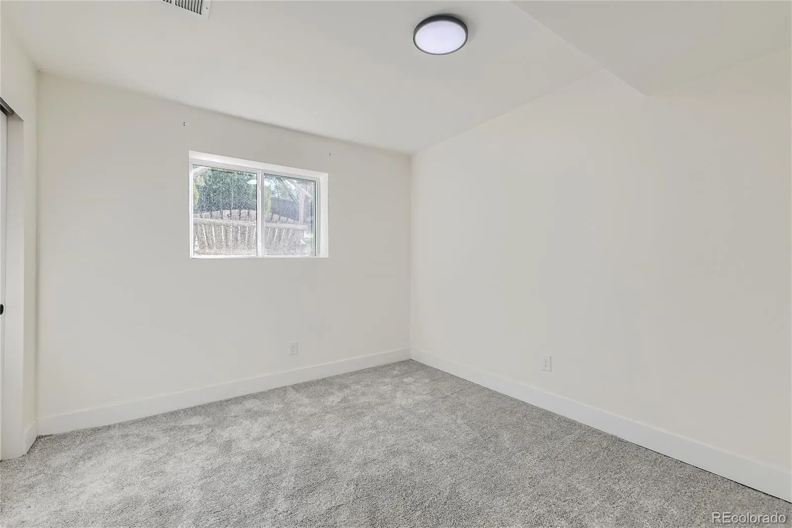 1702 S Naples Street Aurora CO 80017 MLS #REC2490693 04172026205612 1600 21