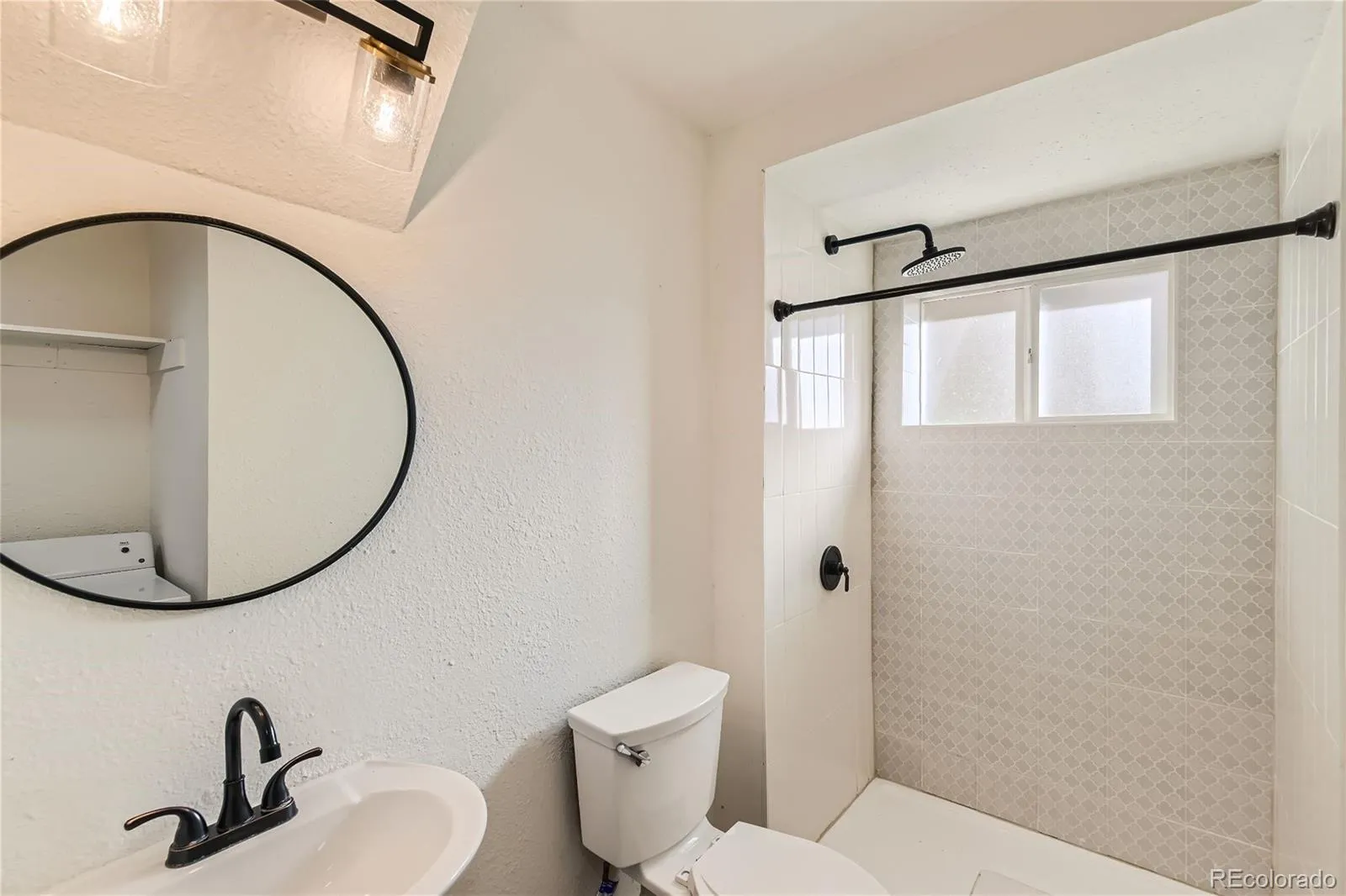 1702 S Naples Street Aurora CO 80017 MLS #REC2490693 04172026205612 1600 24