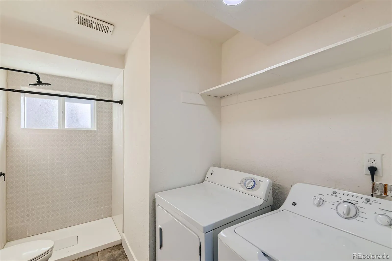 1702 S Naples Street Aurora CO 80017 MLS #REC2490693 04172026205612 1600 25