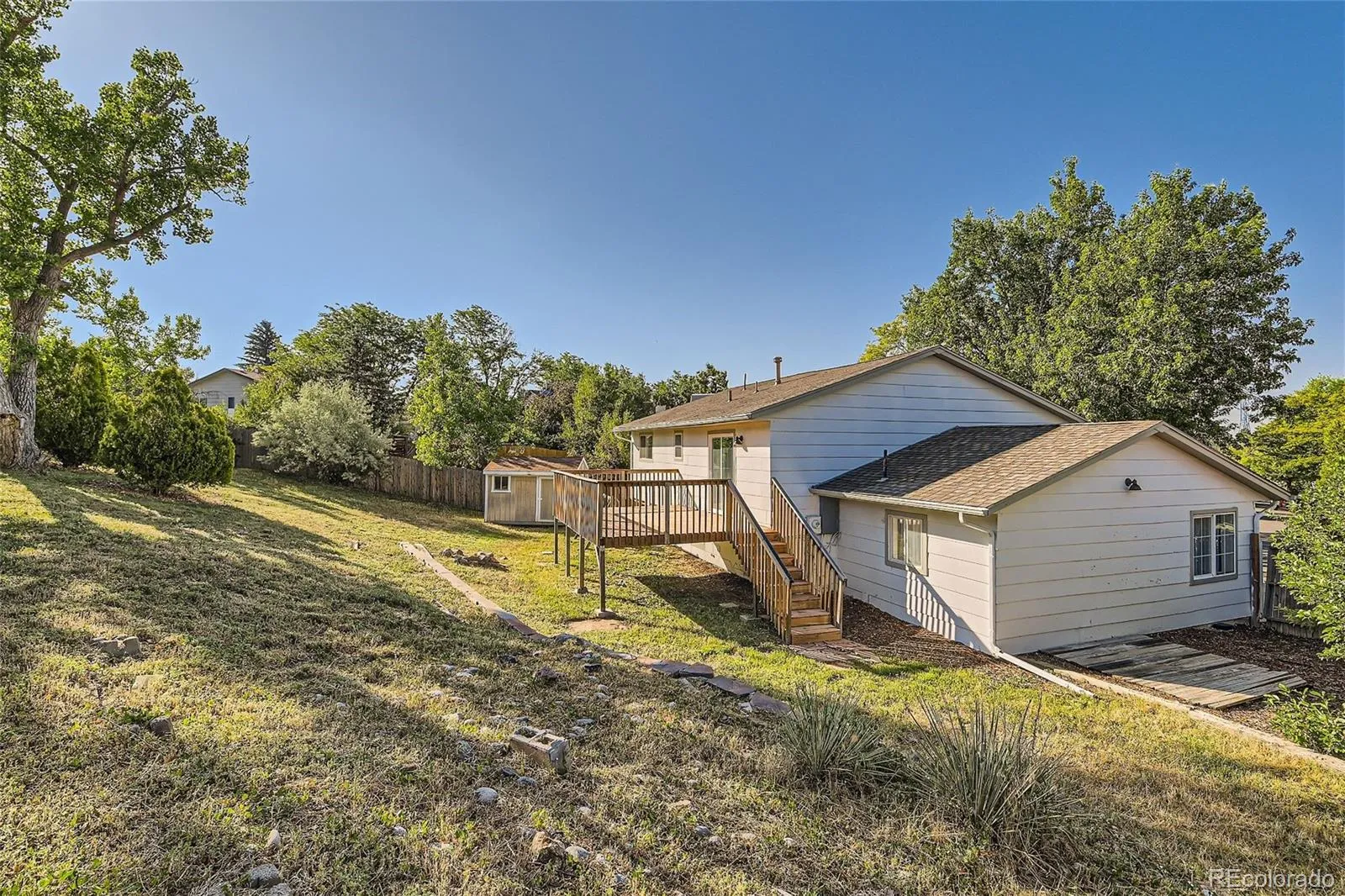 1702 S Naples Street Aurora CO 80017 MLS #REC2490693 04172026205612 1600 26