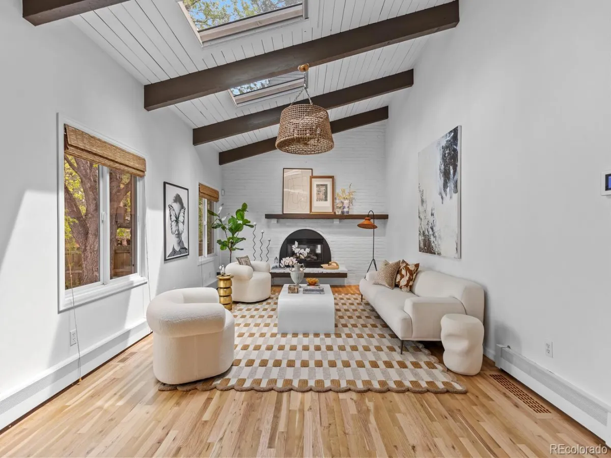 04112026015226 1200 24