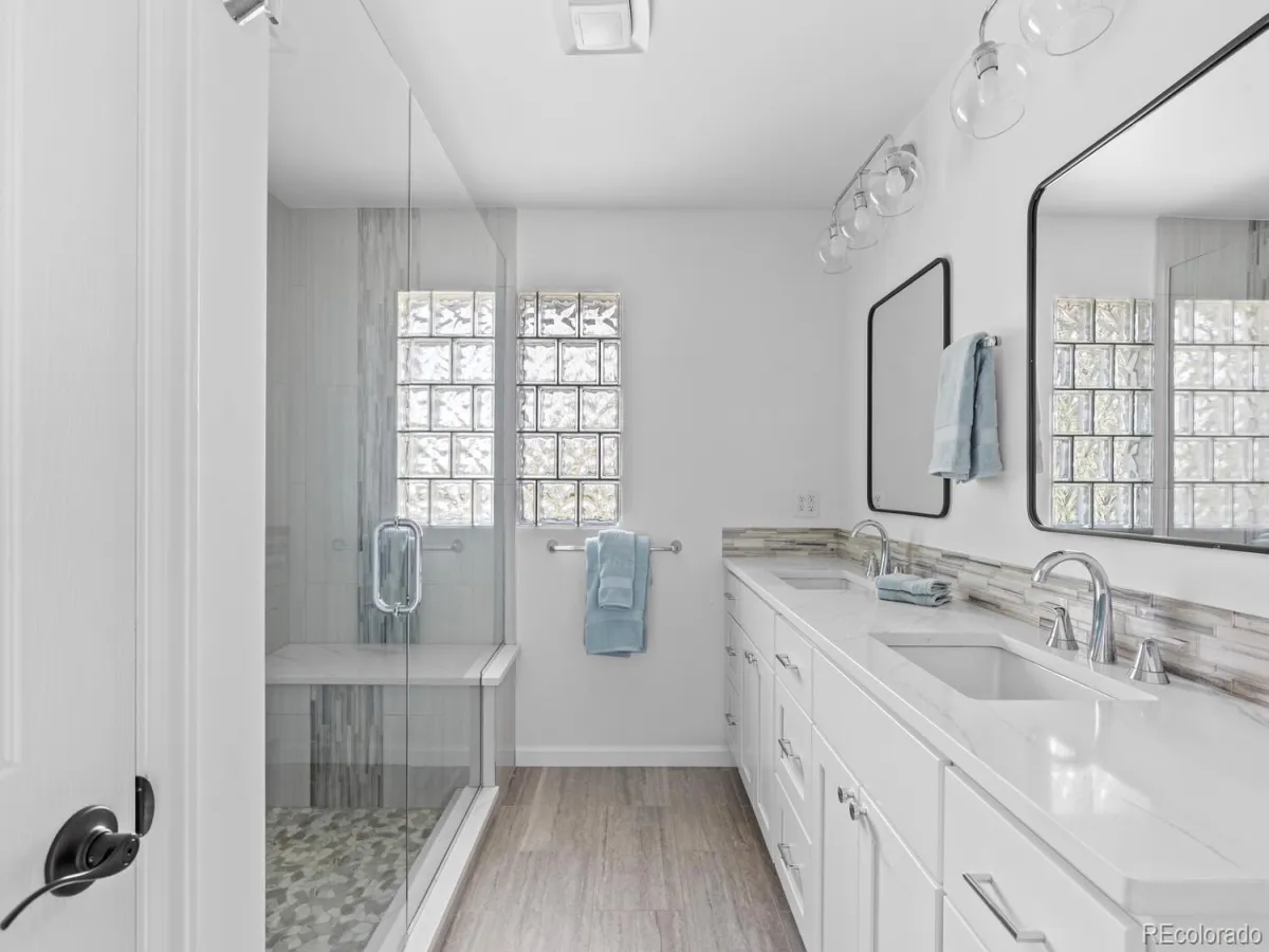 04112026015226 1200 33