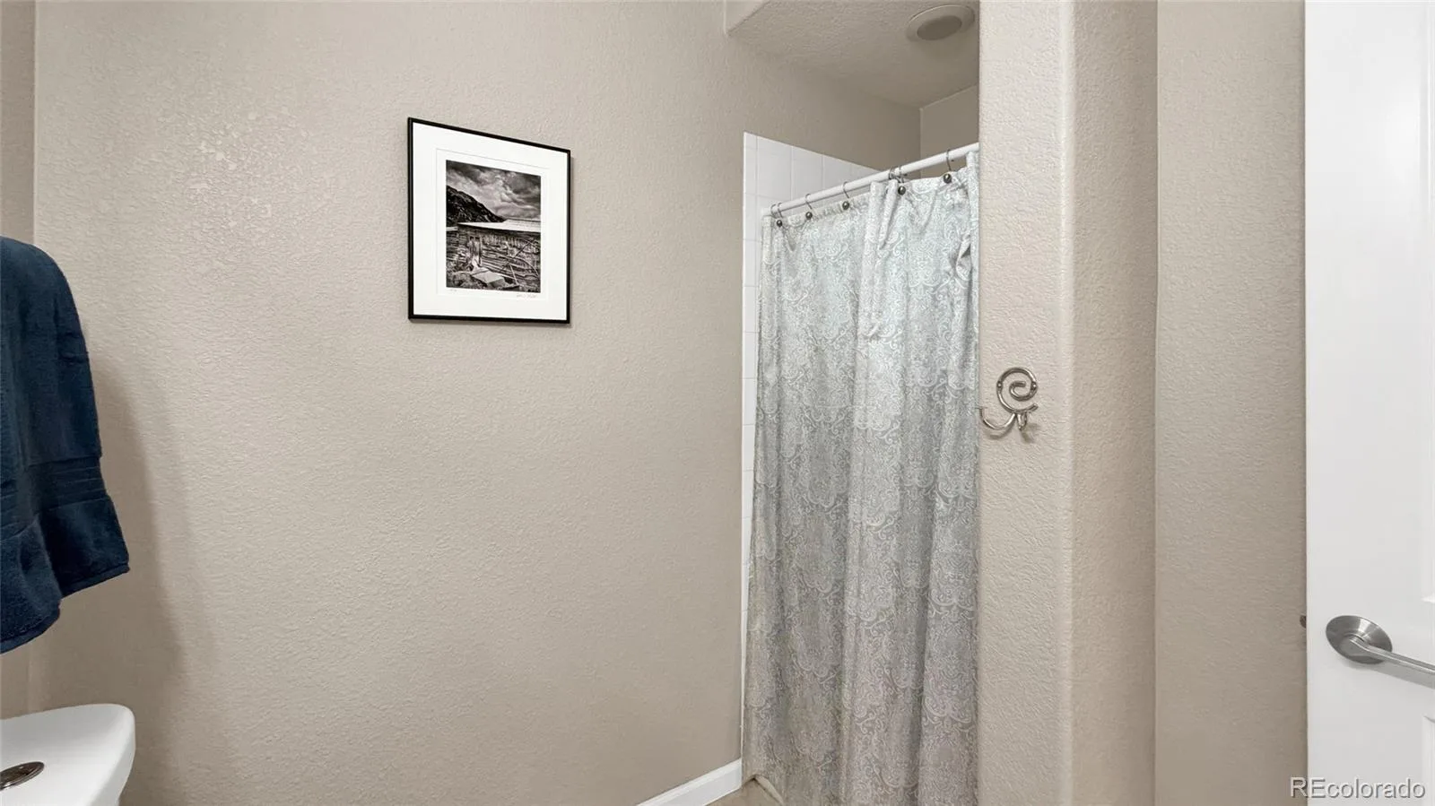 9557 W San Juan Circle #201 Littleton CO 80128 | MLS #REC2493478 08092026180545 1600 21