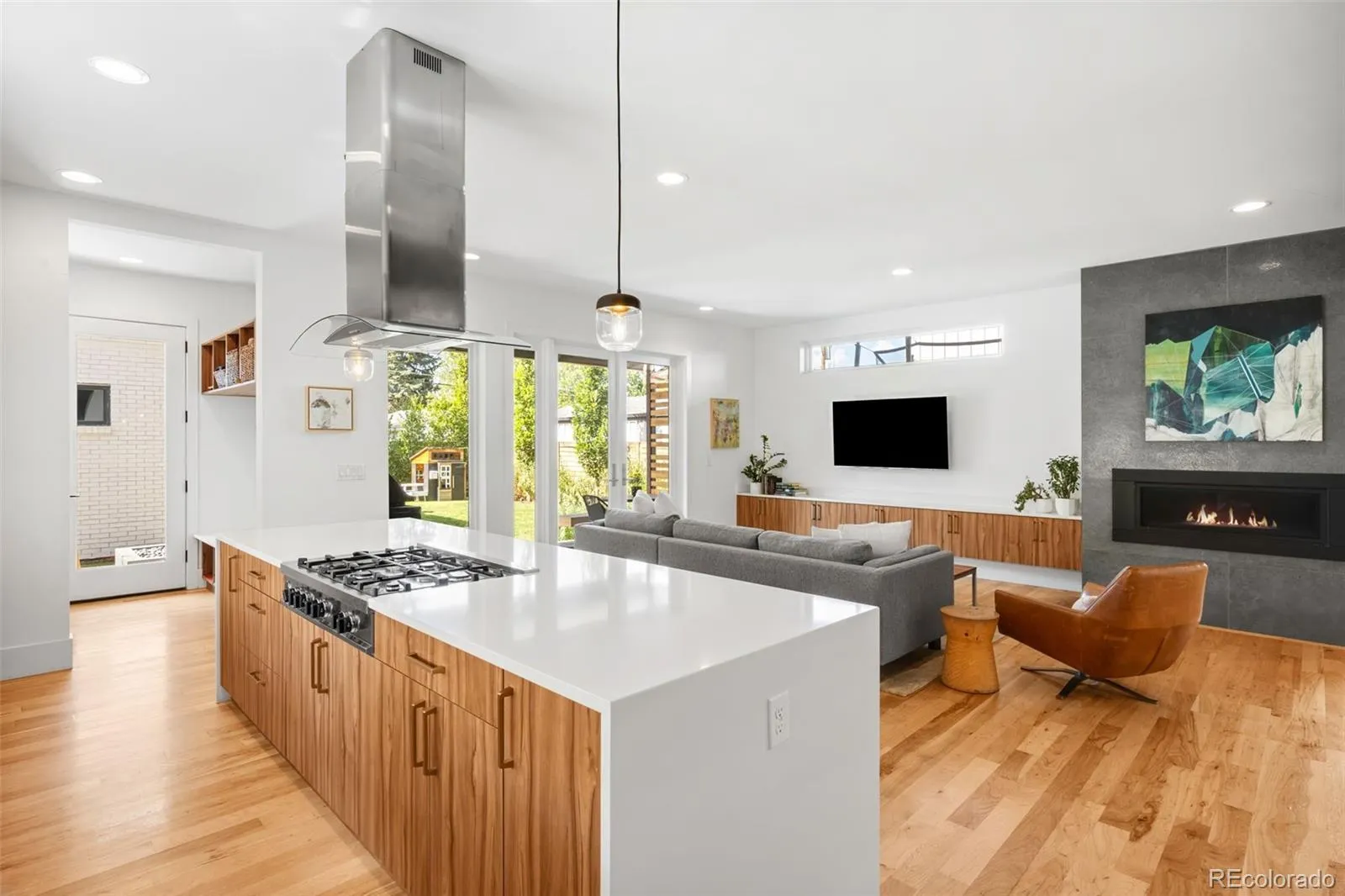 3275 S Clermont Street Denver CO 80222 MLS #REC2493499 05022026200634 1600 11