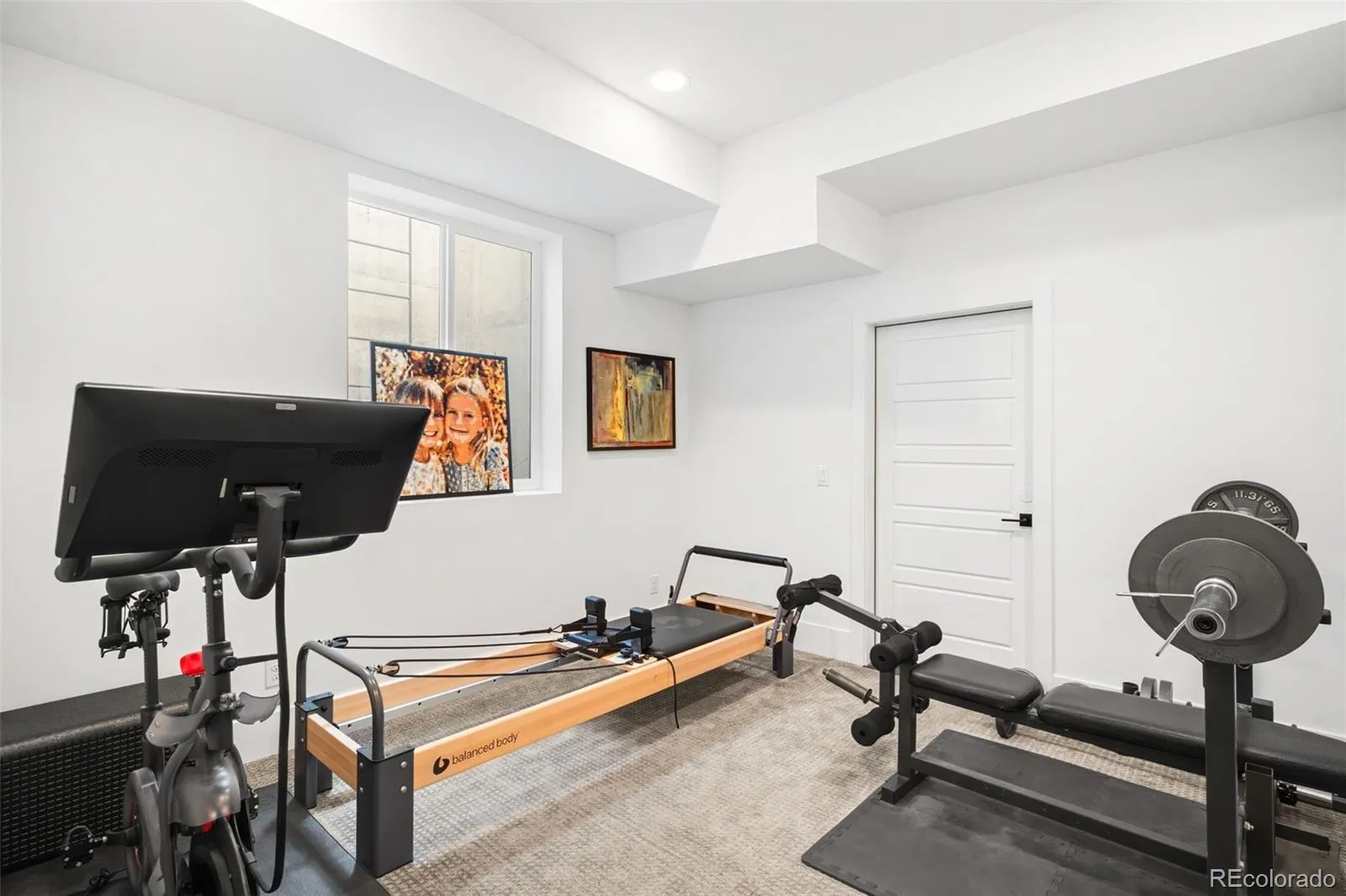 3275 S Clermont Street Denver CO 80222 MLS #REC2493499 05022026200634 1600 33