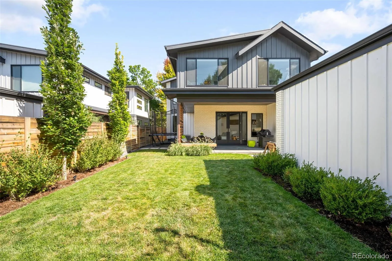3275 S Clermont Street Denver CO 80222 MLS #REC2493499 05022026200634 1600 37
