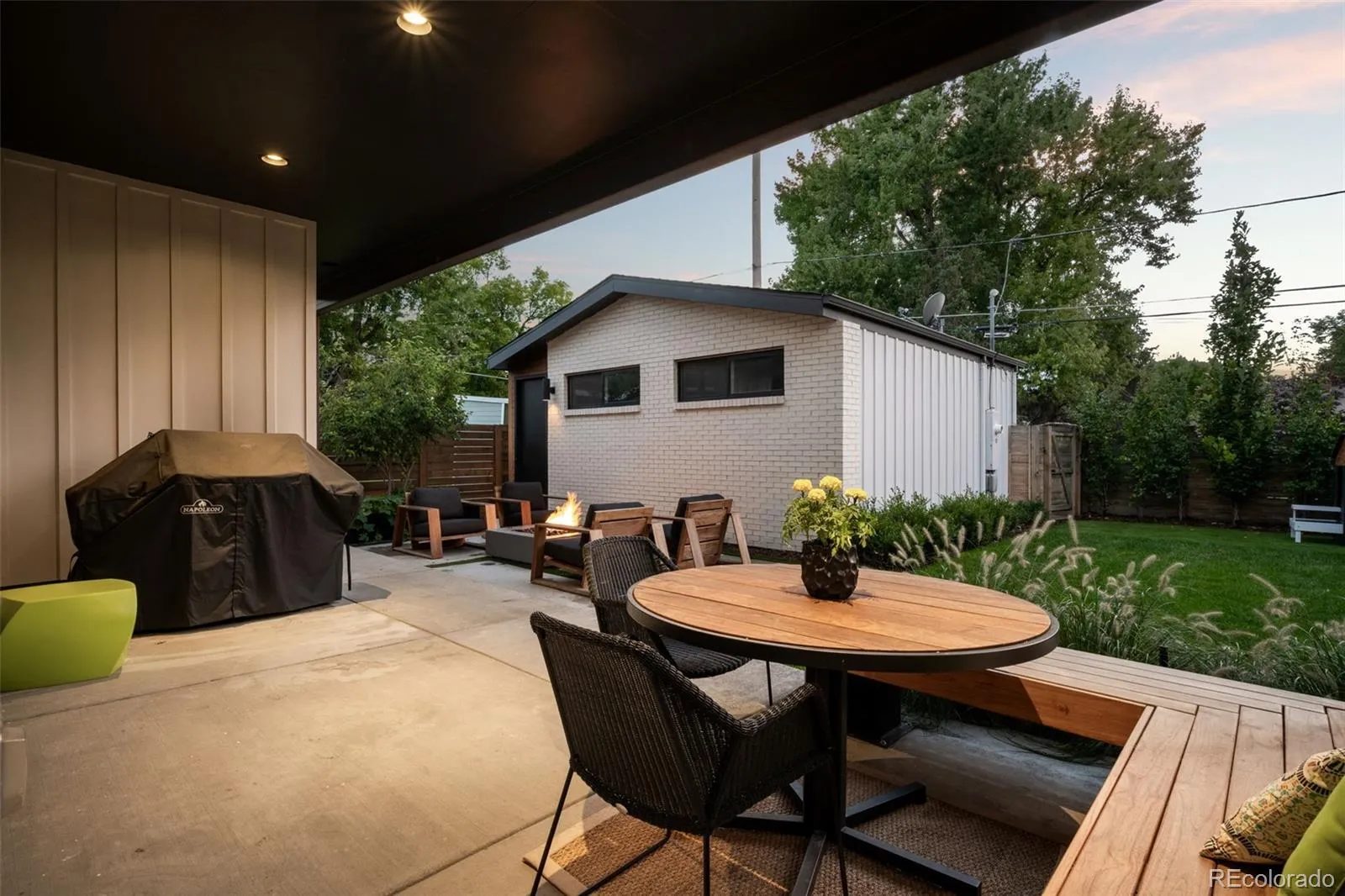 3275 S Clermont Street Denver CO 80222 MLS #REC2493499 05022026200634 1600 42