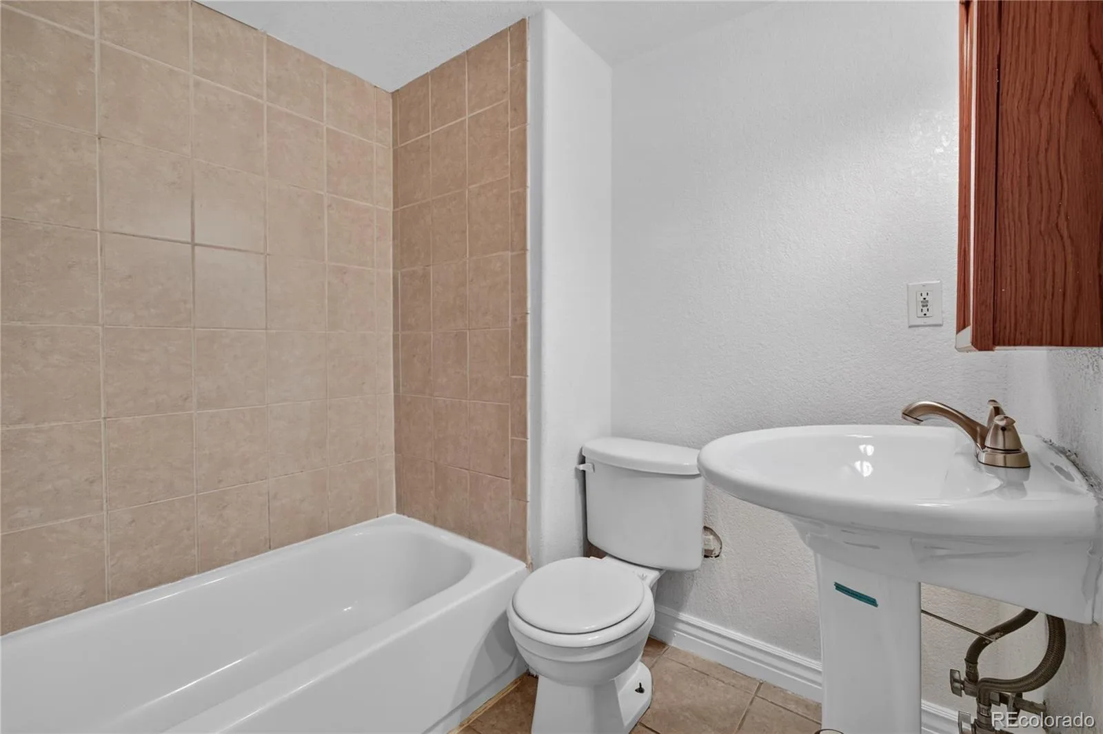677 Vrain Street #19 Denver CO 80204 | MLS #REC2497281 08132026143721 1600 15