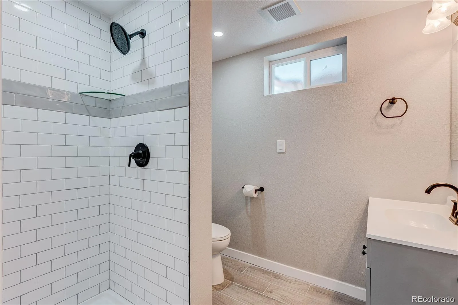 6733 S Ash Way Centennial CO 80122 MLS #REC2497499 07022026150626 1600 15