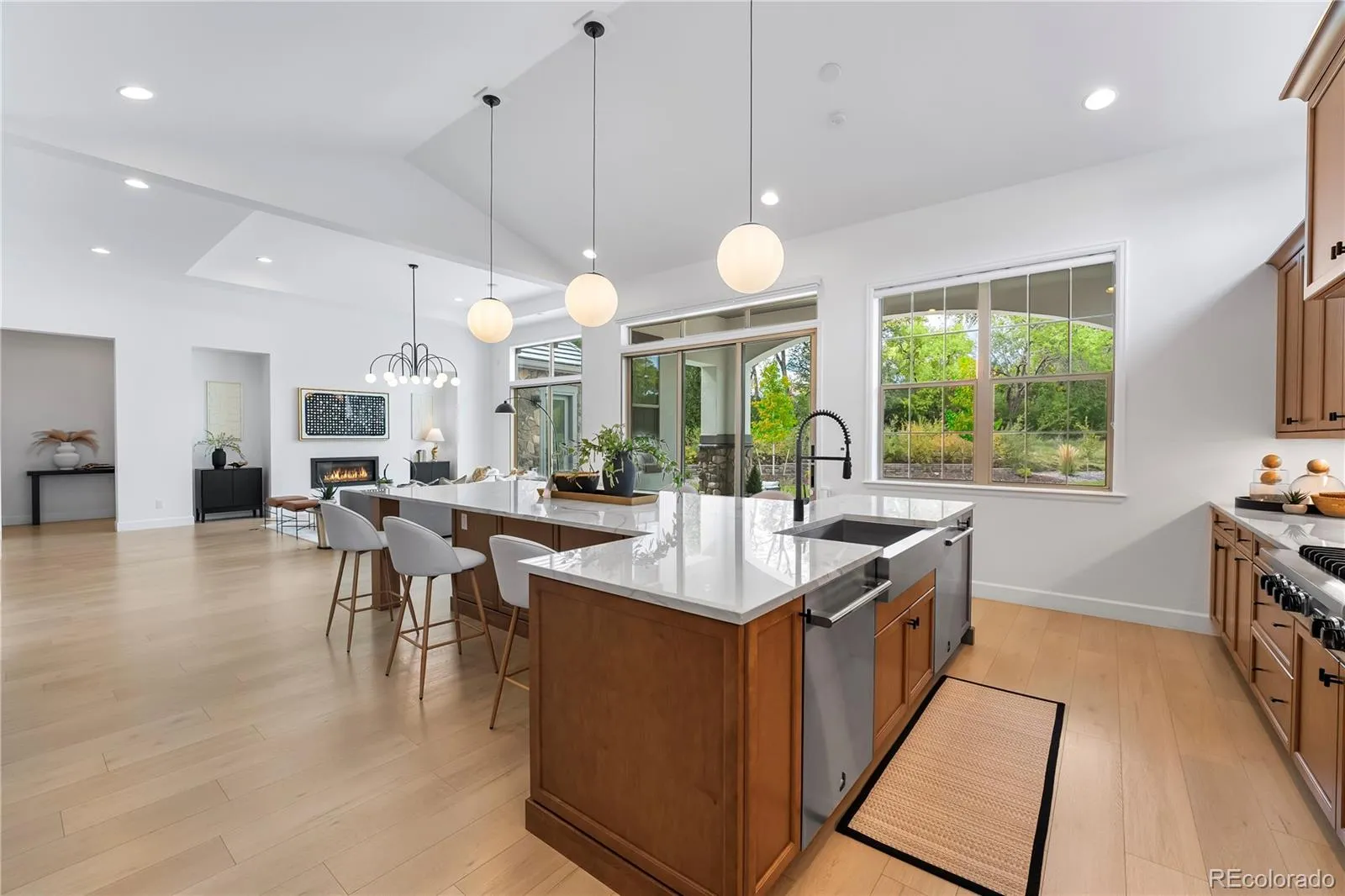 04072026181031 1600 11