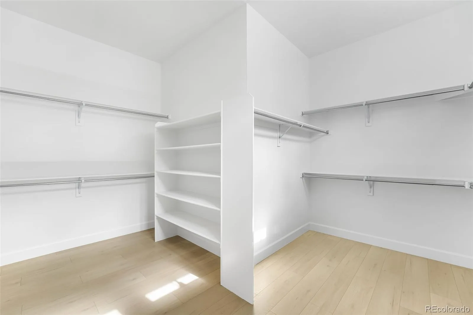 04072026181031 1600 20