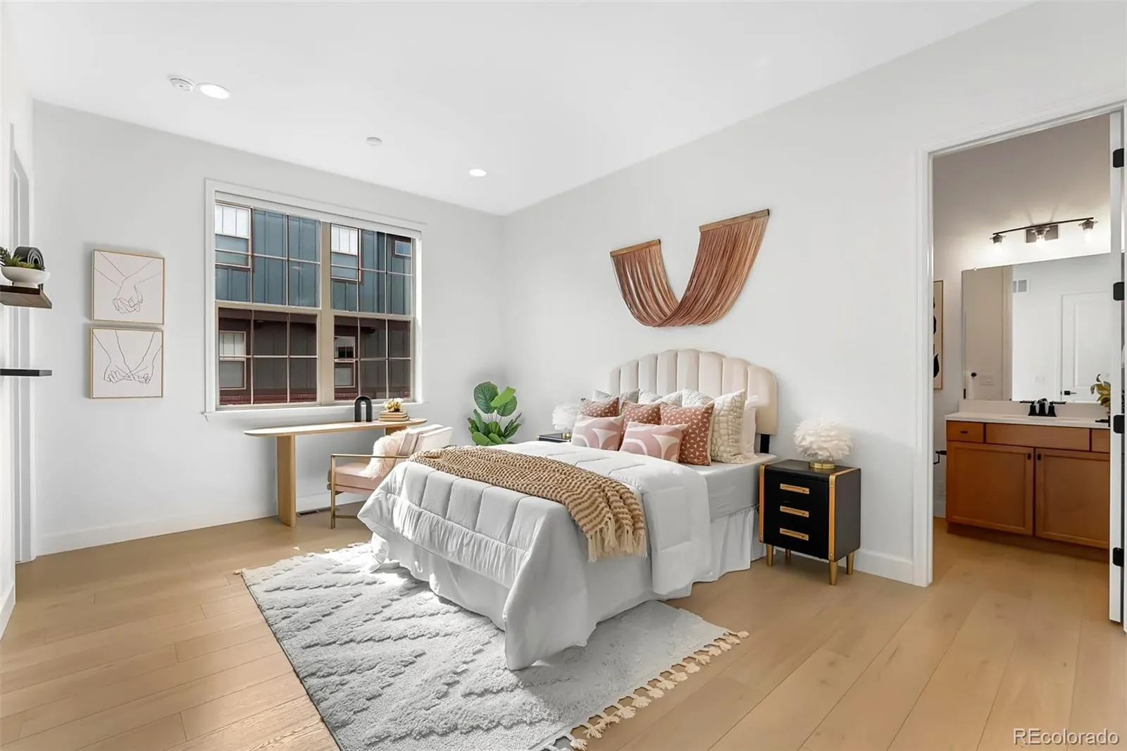 04072026181031 1600 26