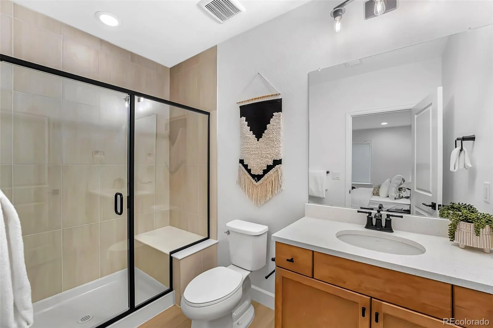 04072026181031 1600 38