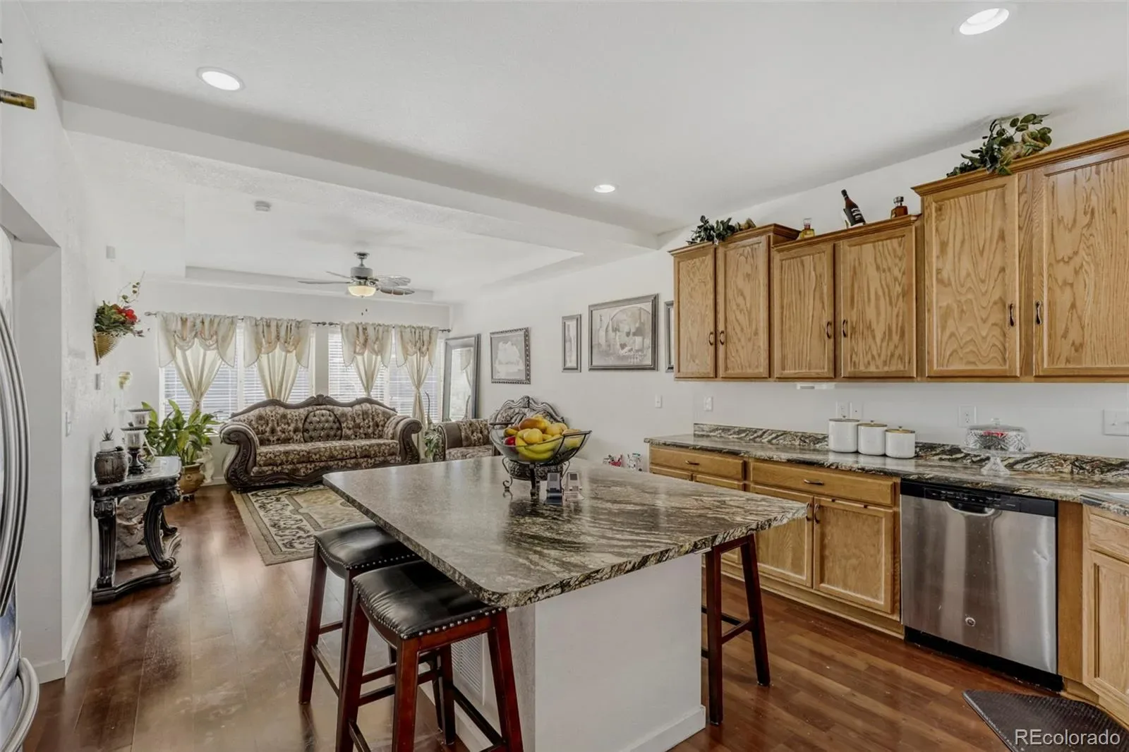18621 E 50th Place Denver CO 80249 MLS #REC2499482 03272026152424 1600 10