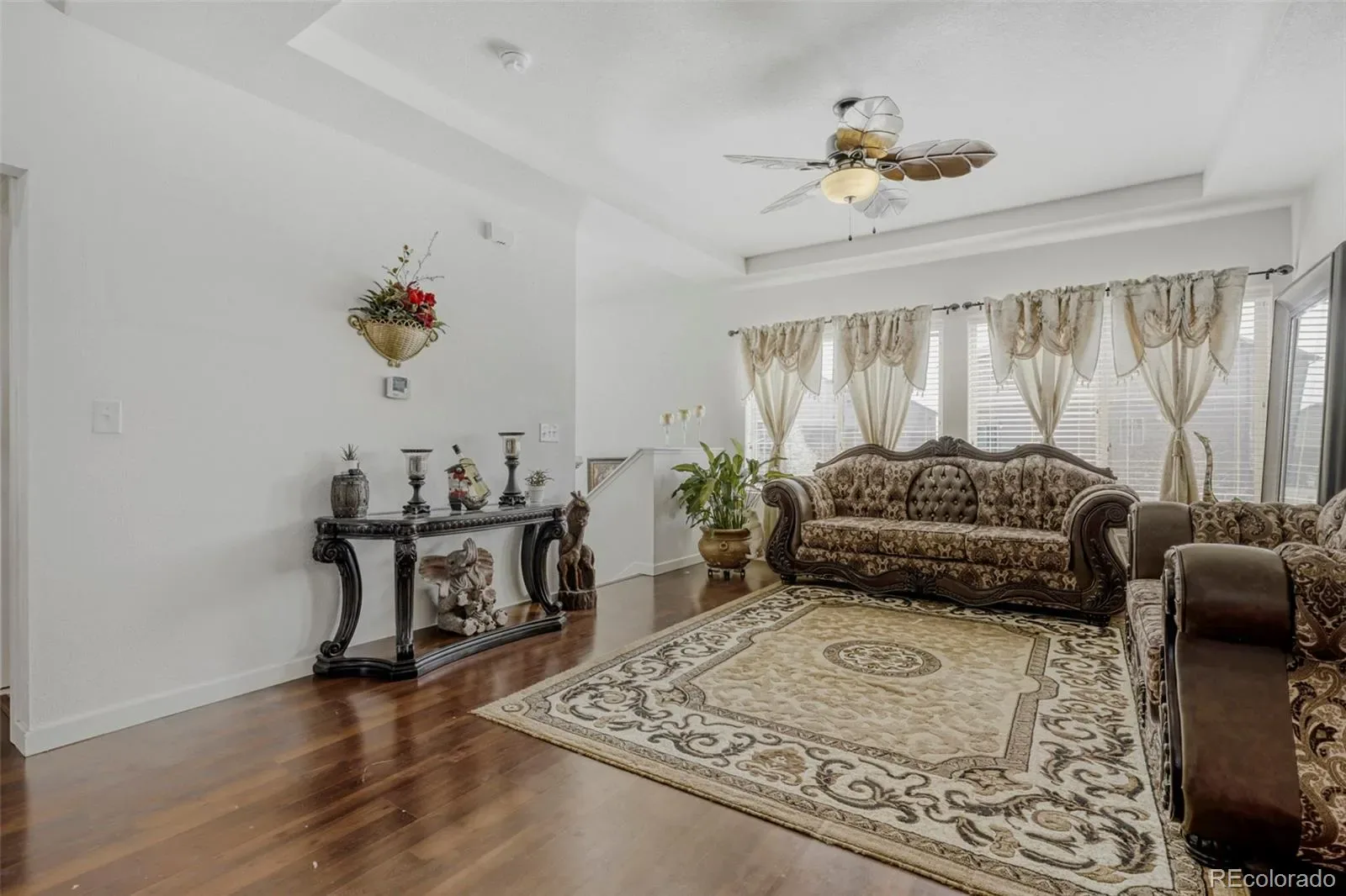 18621 E 50th Place Denver CO 80249 MLS #REC2499482 03272026152424 1600 5