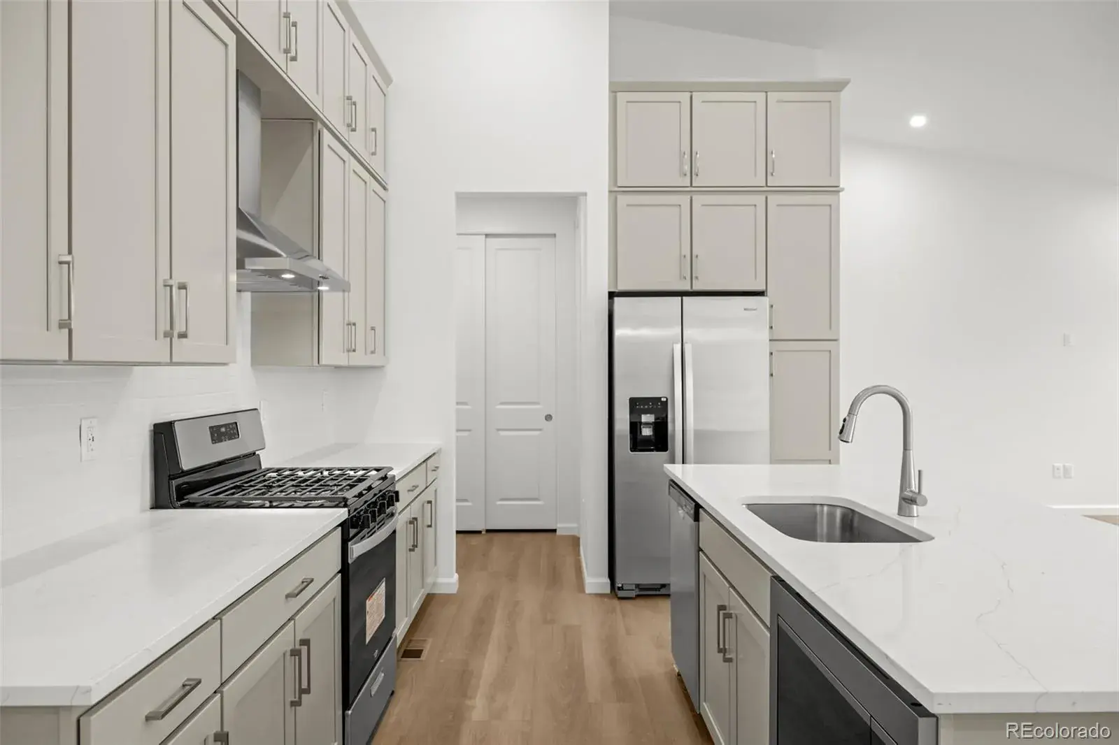 01312026001621 1600 12