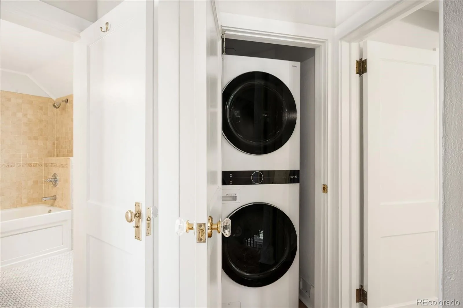 09242026110117 1600 19