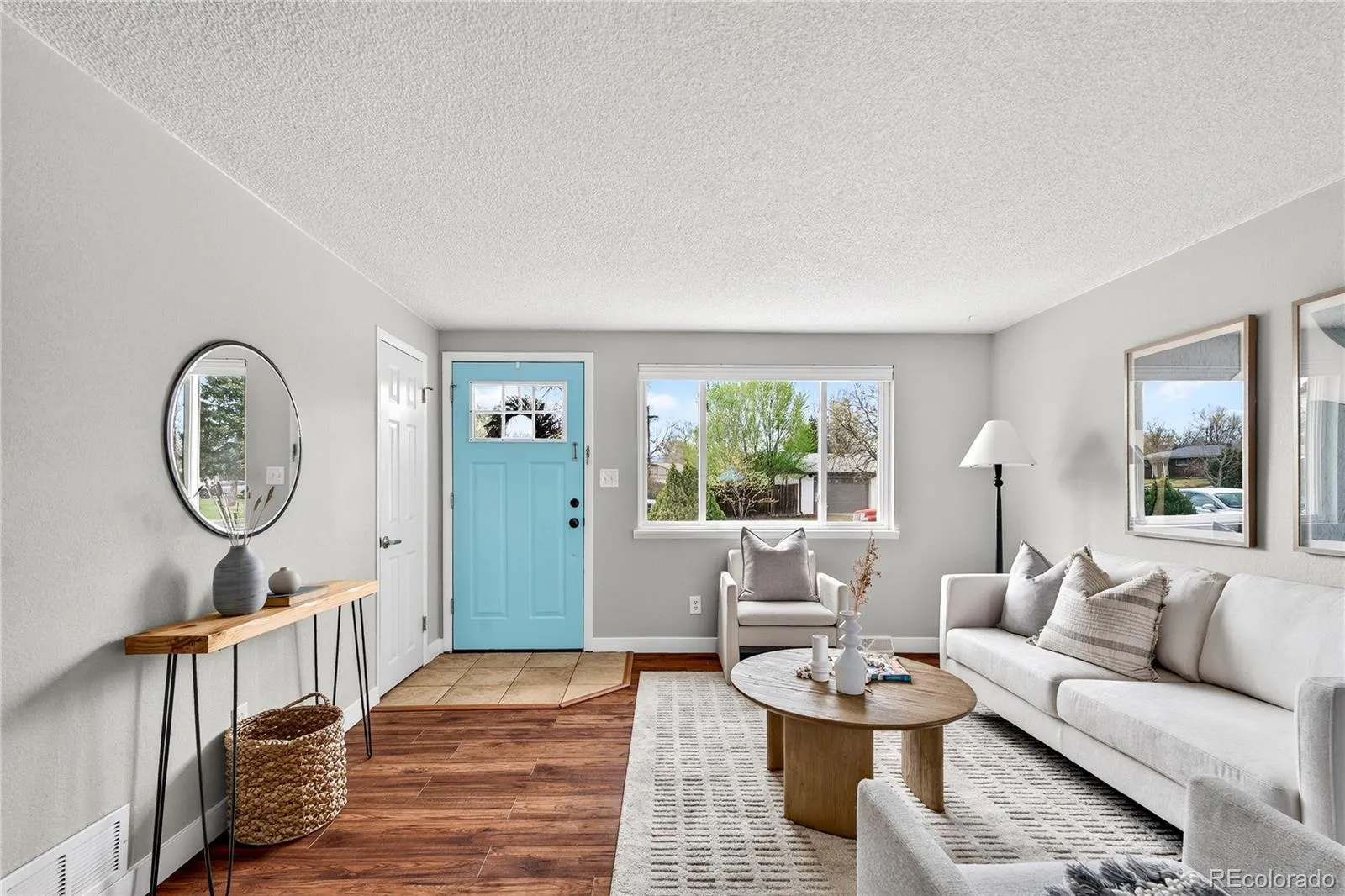 04022026050618 1600 16