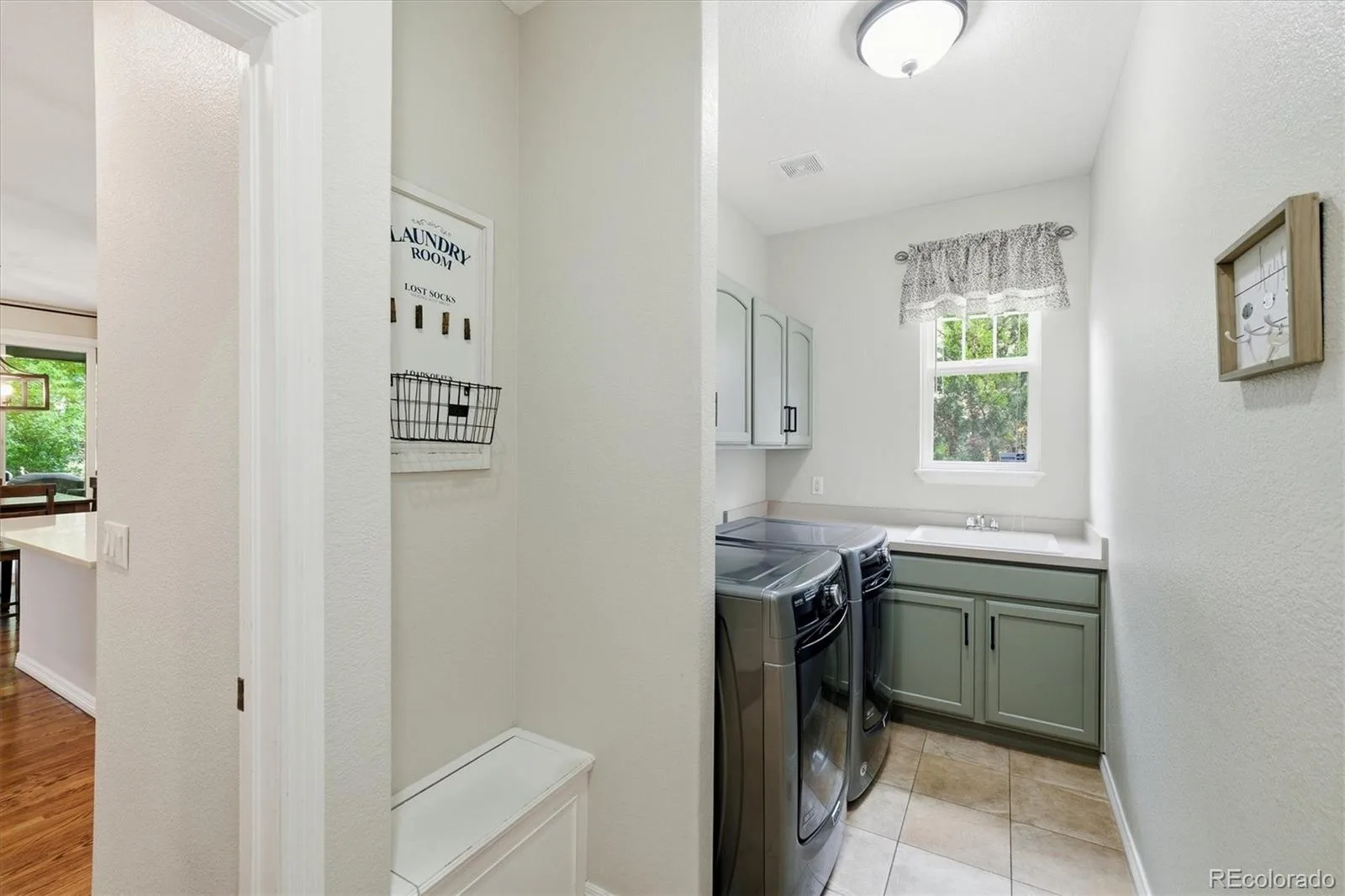 22878 E Euclid Circle Aurora CO 80016 | MLS #REC2502905 10052026224216 1600 15