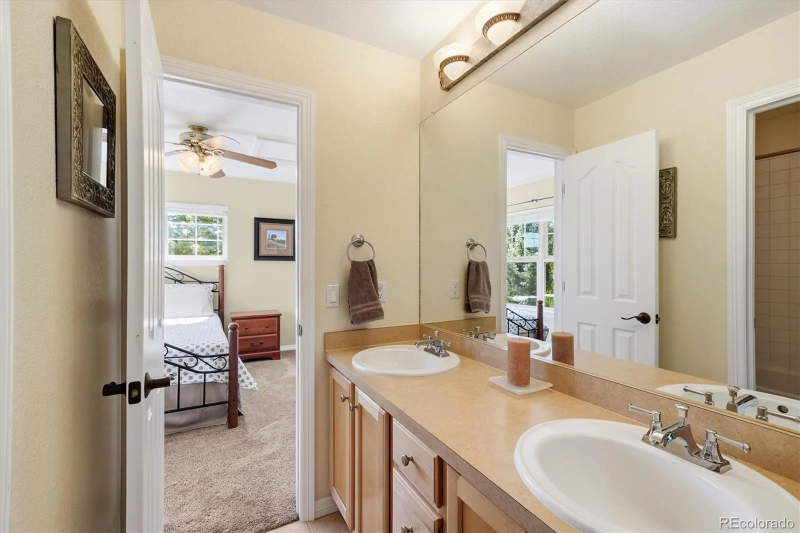 22878 E Euclid Circle Aurora CO 80016 | MLS #REC2502905 10052026224216 1600 23