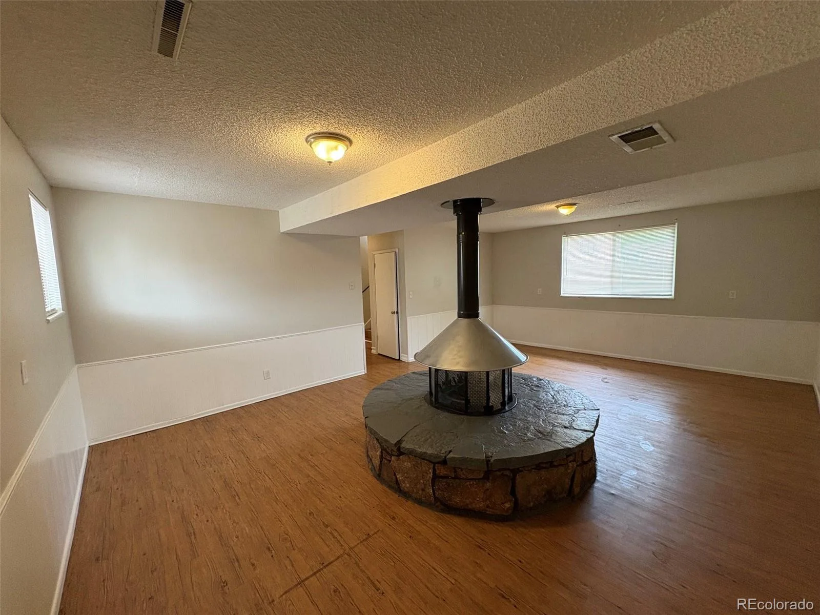 1005 Harmon Place Longmont CO 80501 MLS #REC2504605 06122026065257 1600 14