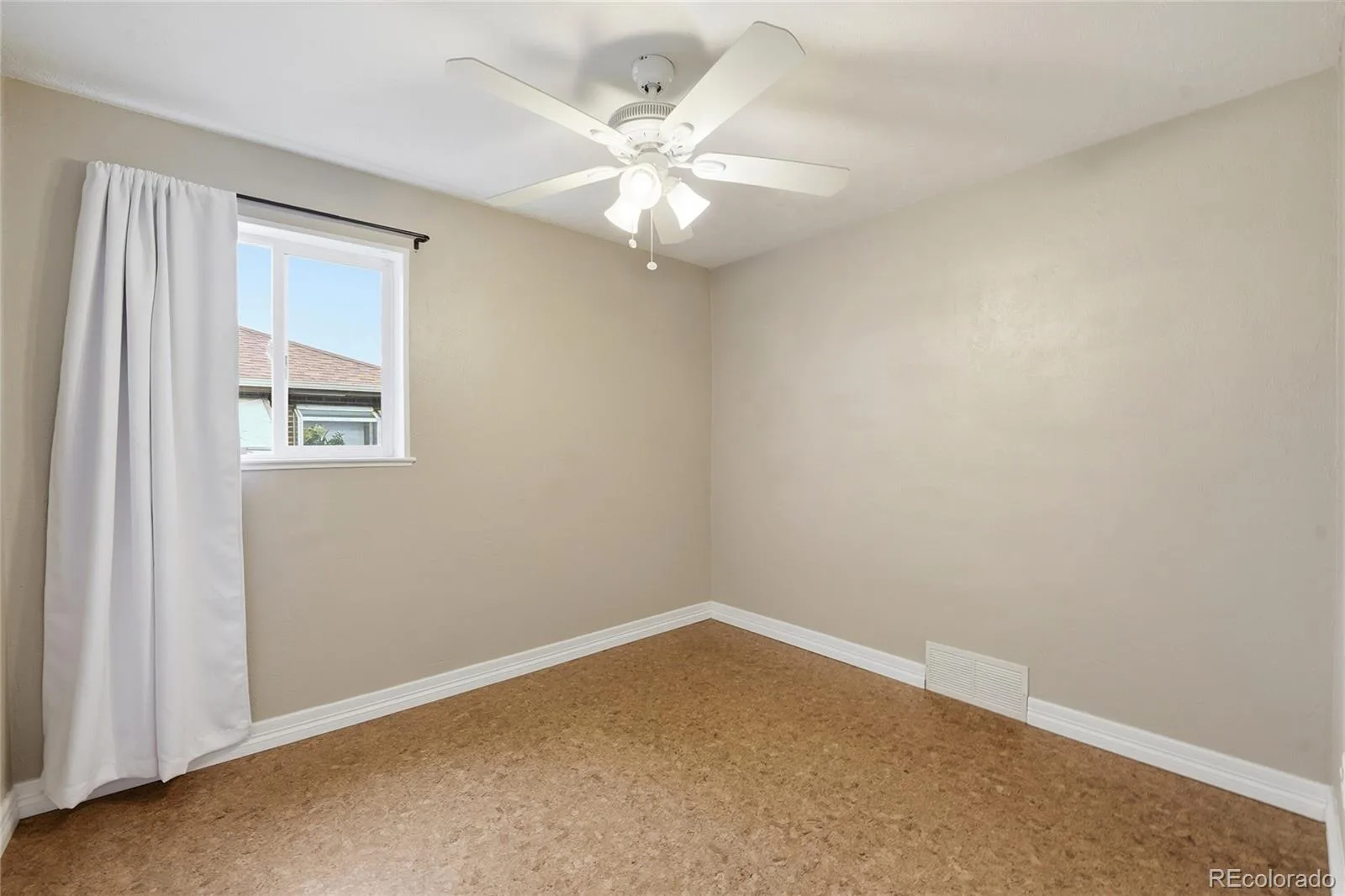 7822 W 17th Avenue Denver CO 80214 MLS #REC2504804 07092026211745 1600 21