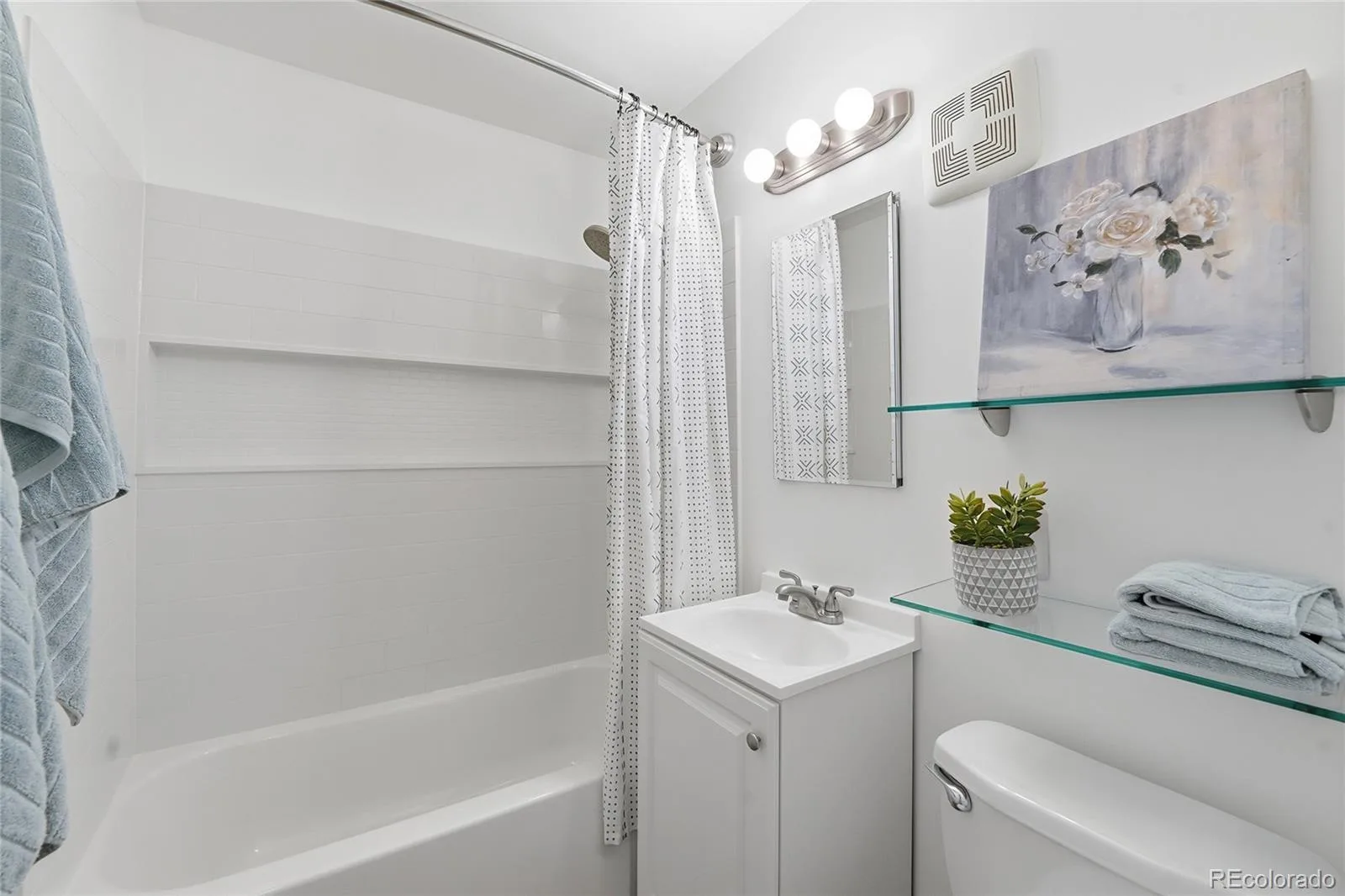7822 W 17th Avenue Denver CO 80214 MLS #REC2504804 07092026211745 1600 22
